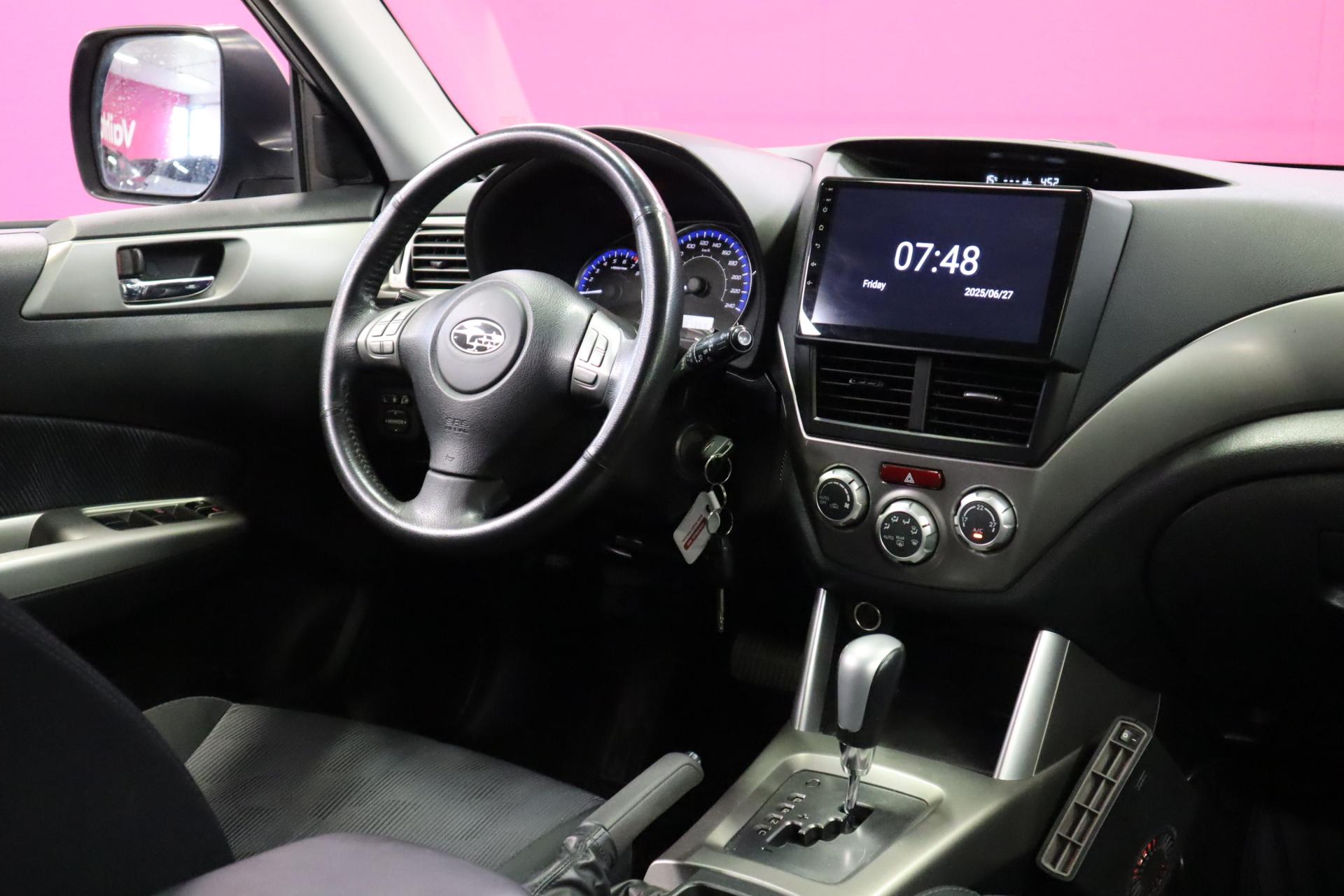 SUBARU Forester 2011