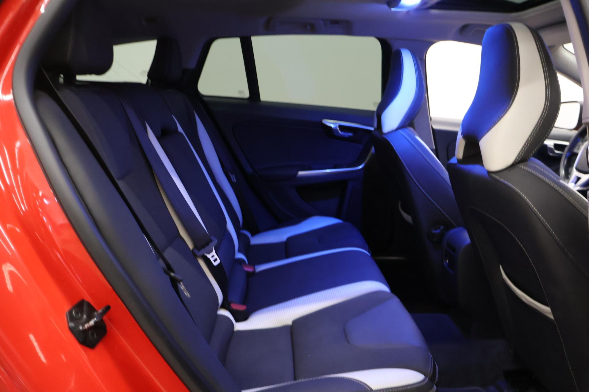 VOLVO V60 2012