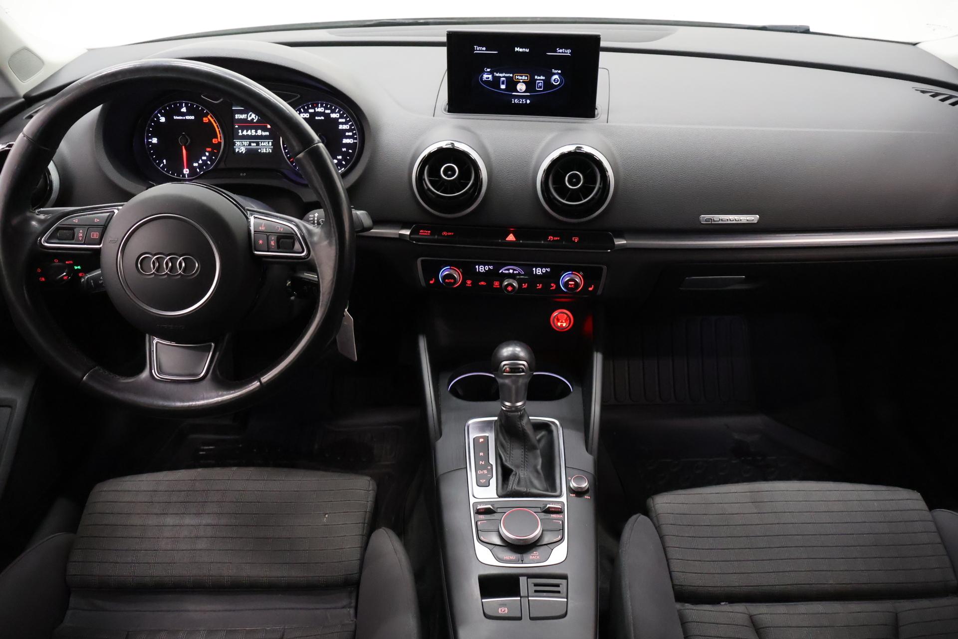 AUDI A3 2015