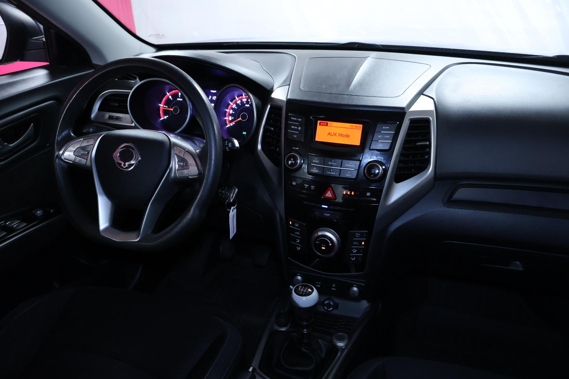 SSANGYONG Tivoli 2017