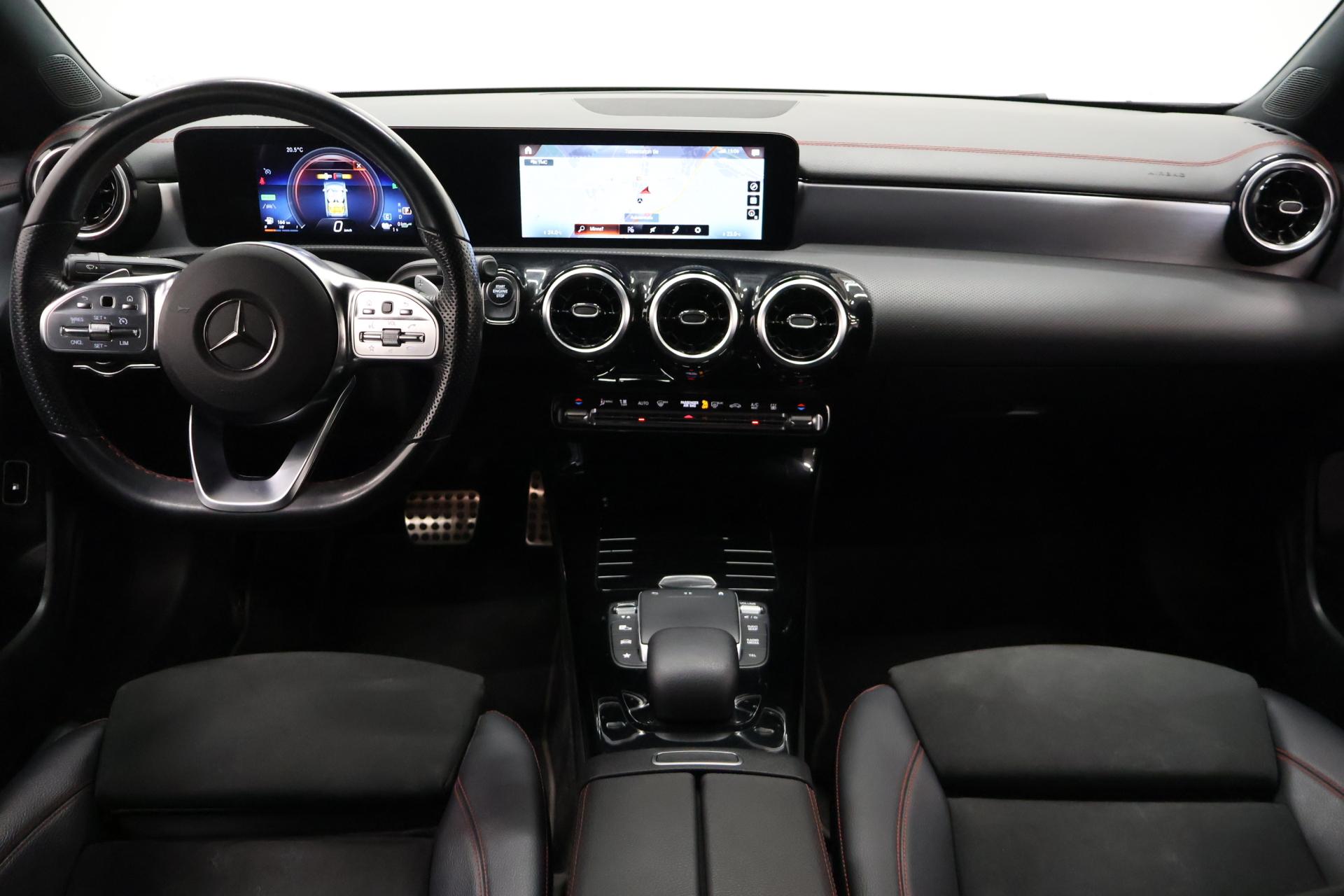 MERCEDES-BENZ CLA 2021