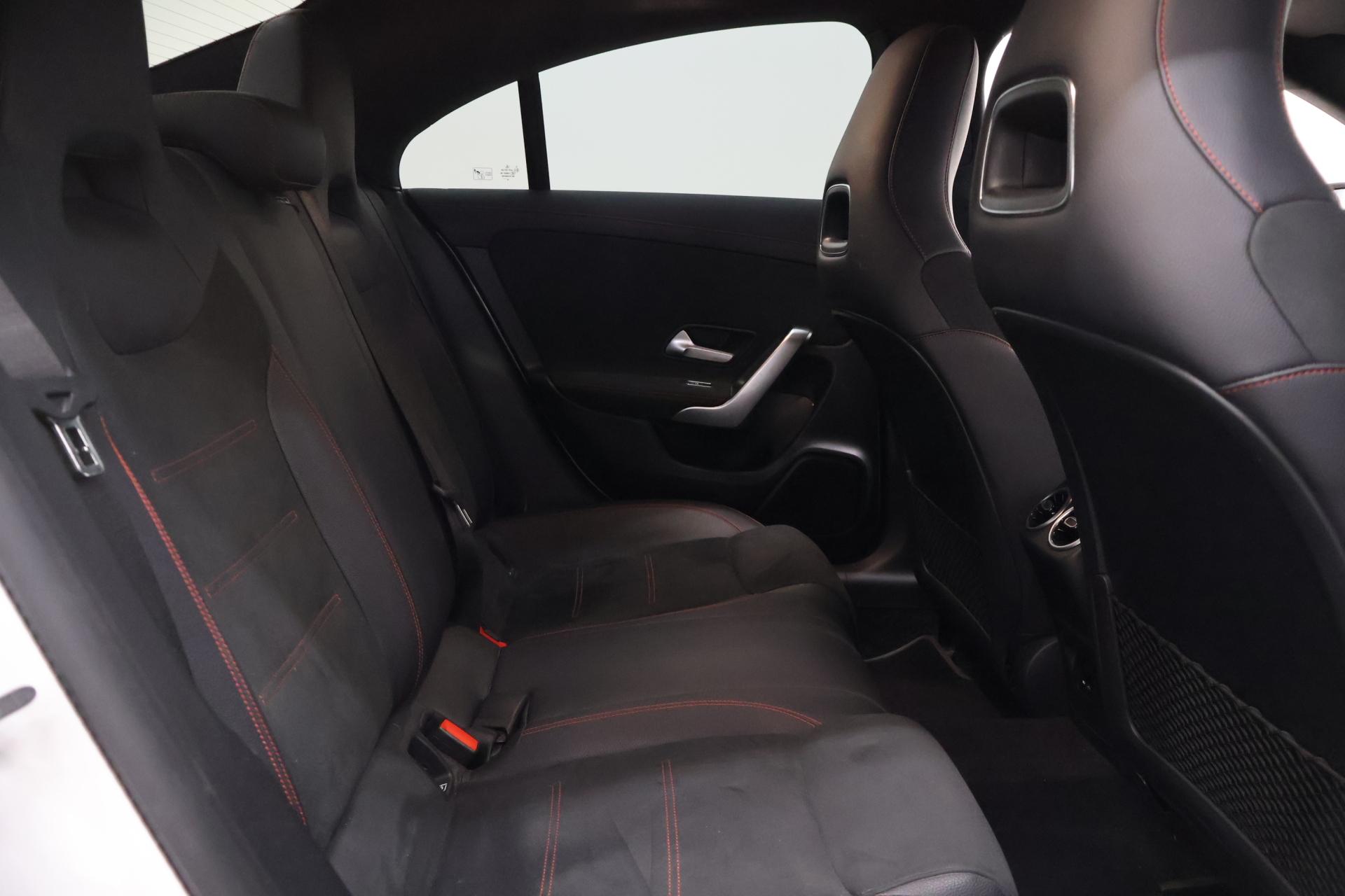 MERCEDES-BENZ CLA 2021