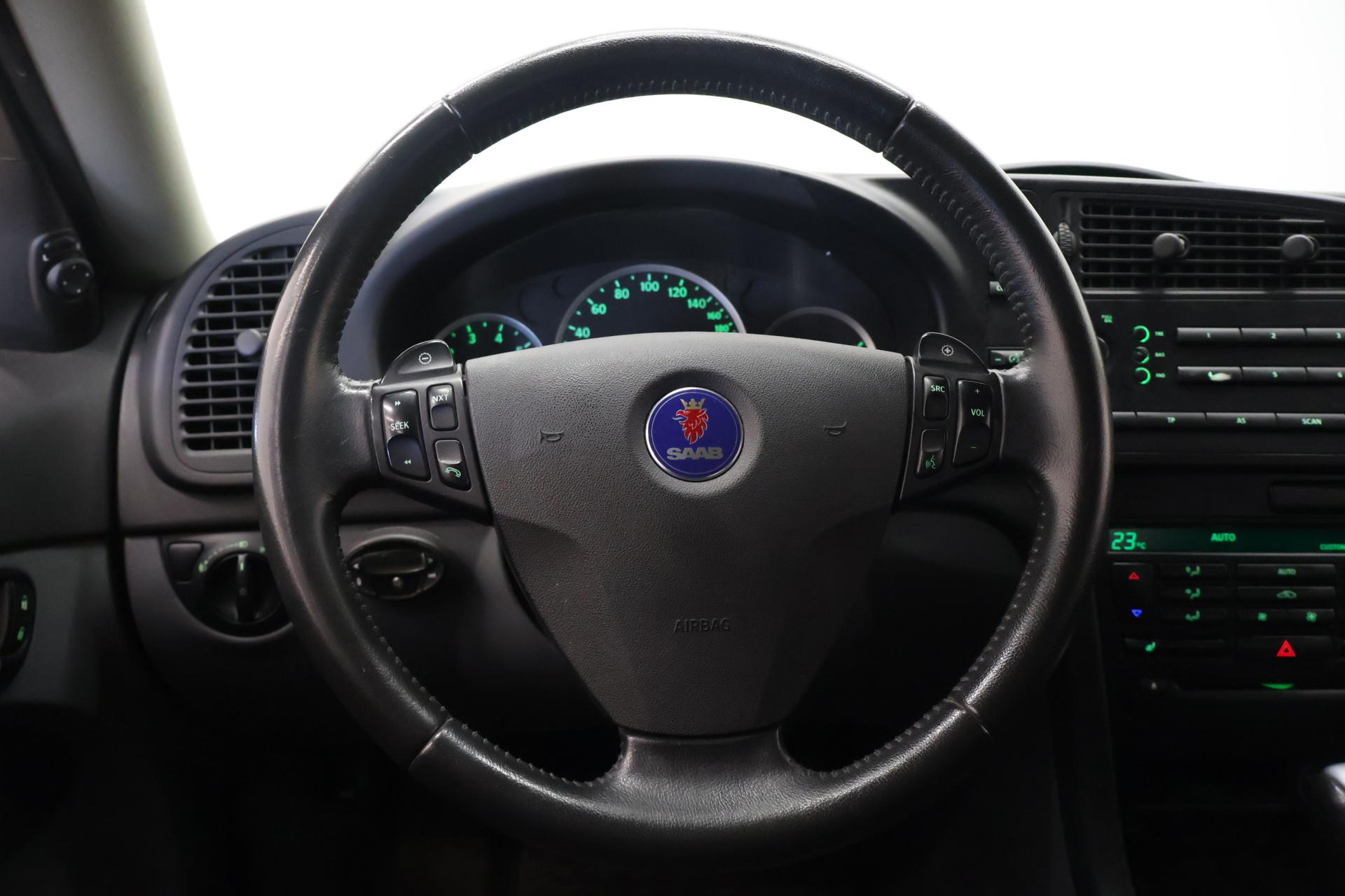 SAAB 9-3 2006