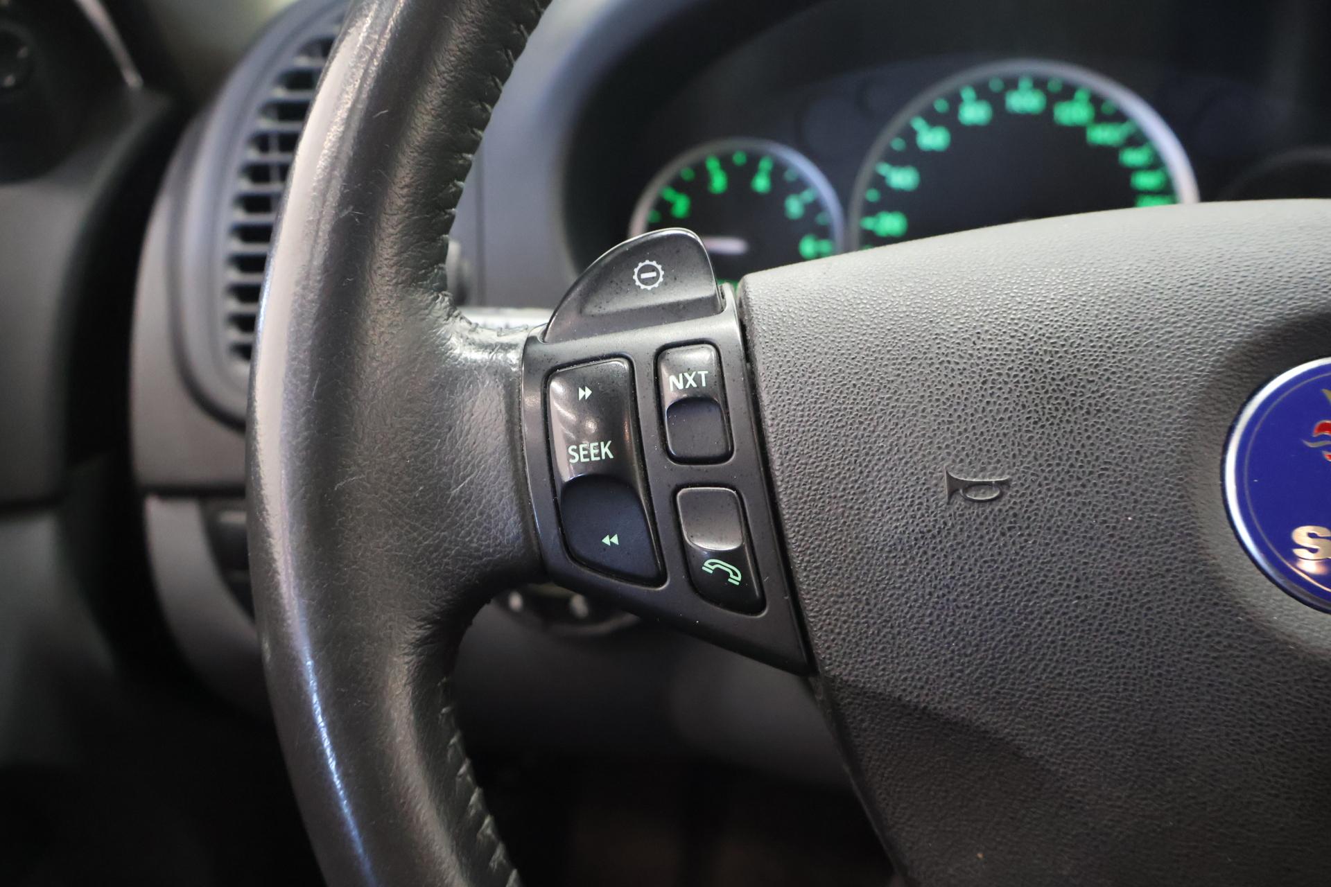 SAAB 9-3 2006