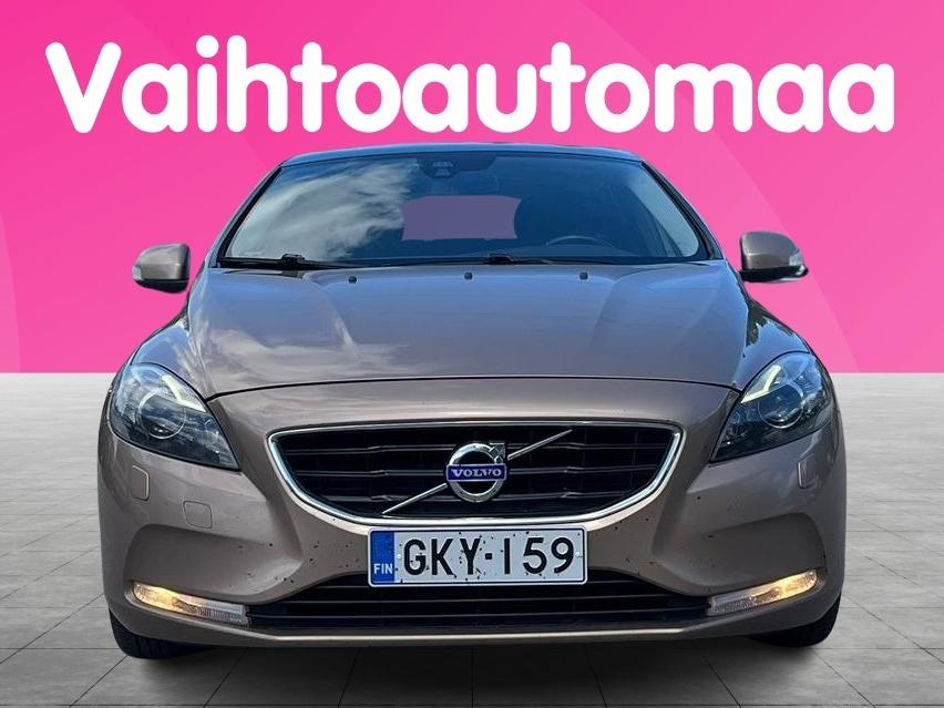 VOLVO V40 2014