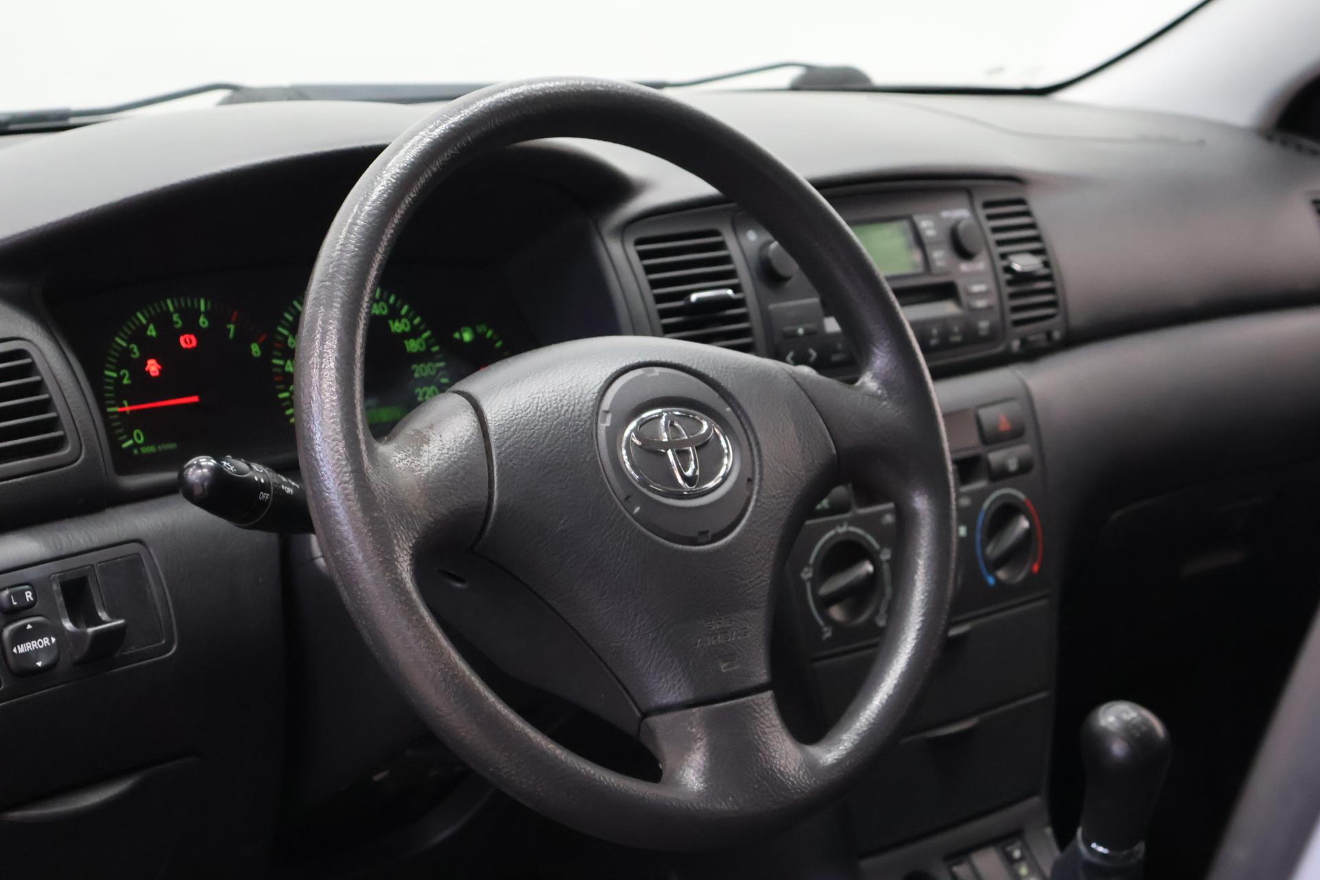 TOYOTA Corolla 2004