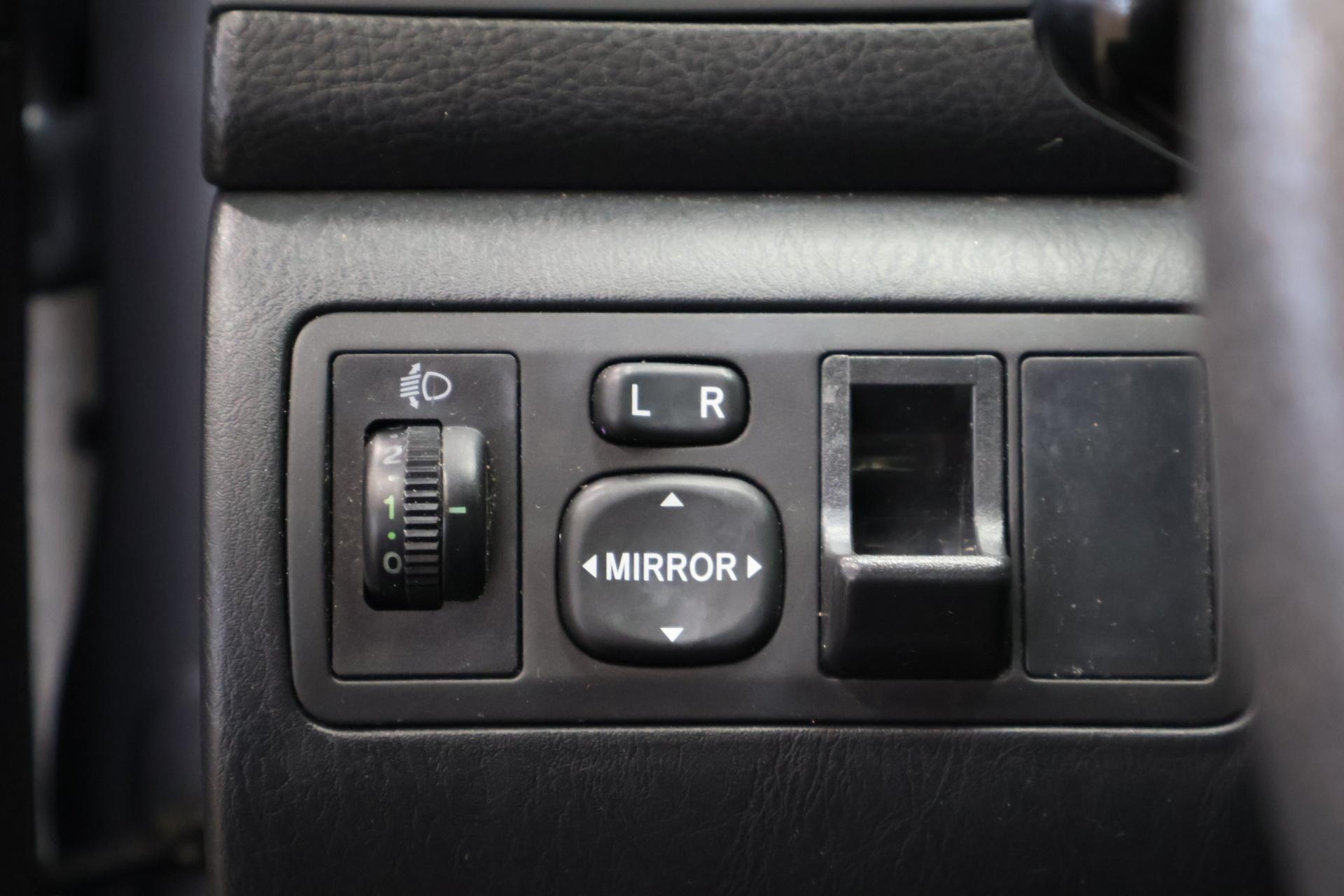 TOYOTA Corolla 2004