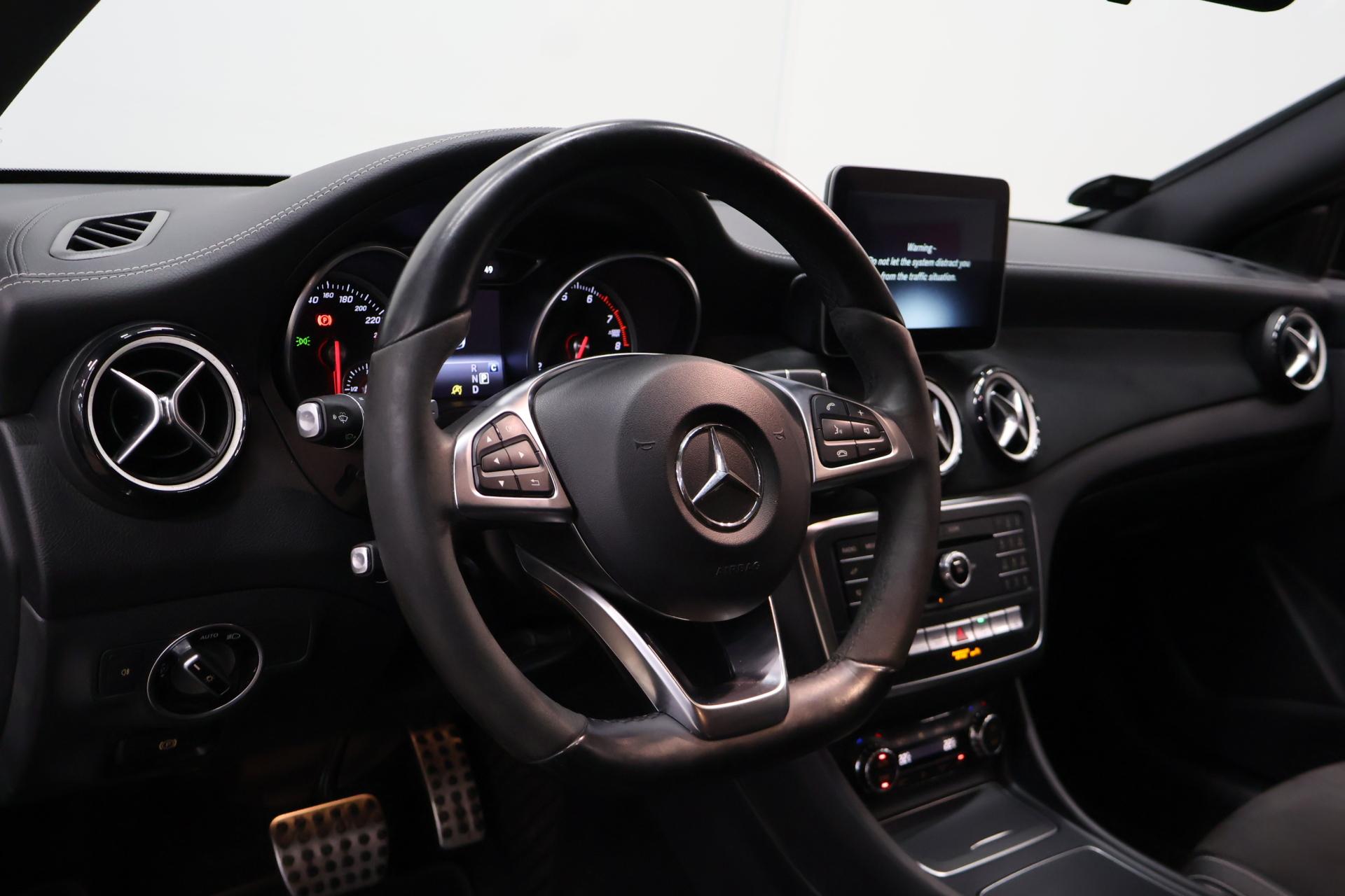 MERCEDES-BENZ CLA 2018