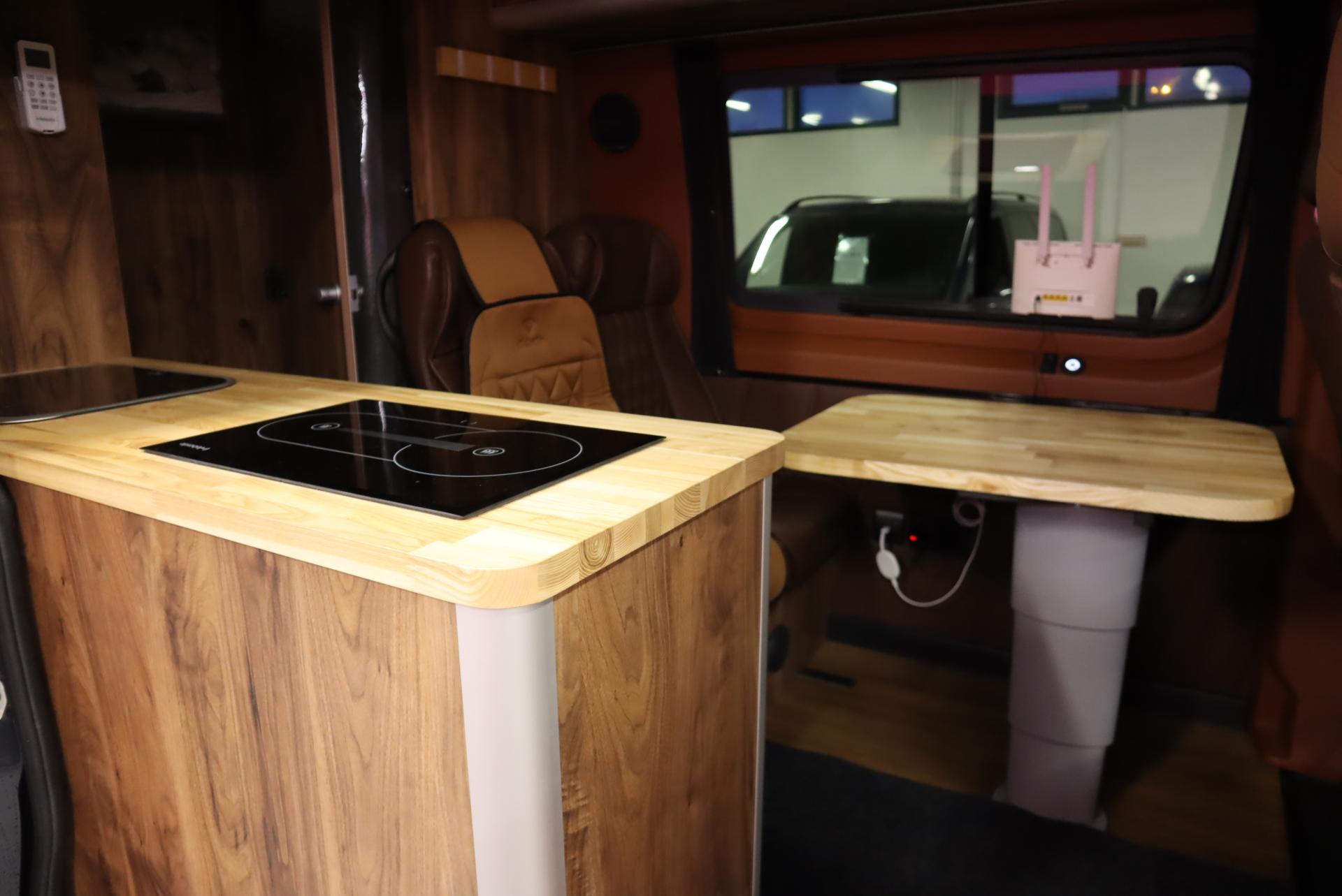 MERCEDES-BENZ Sprinter 2024