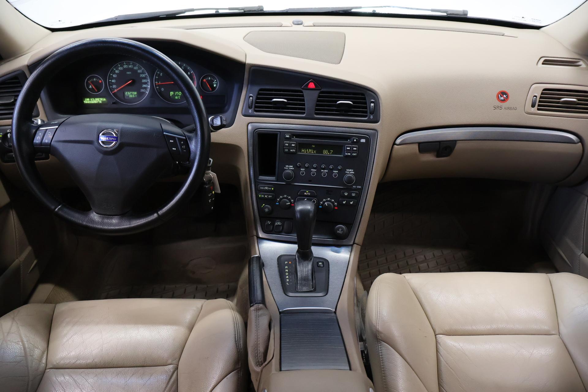VOLVO V70 2008