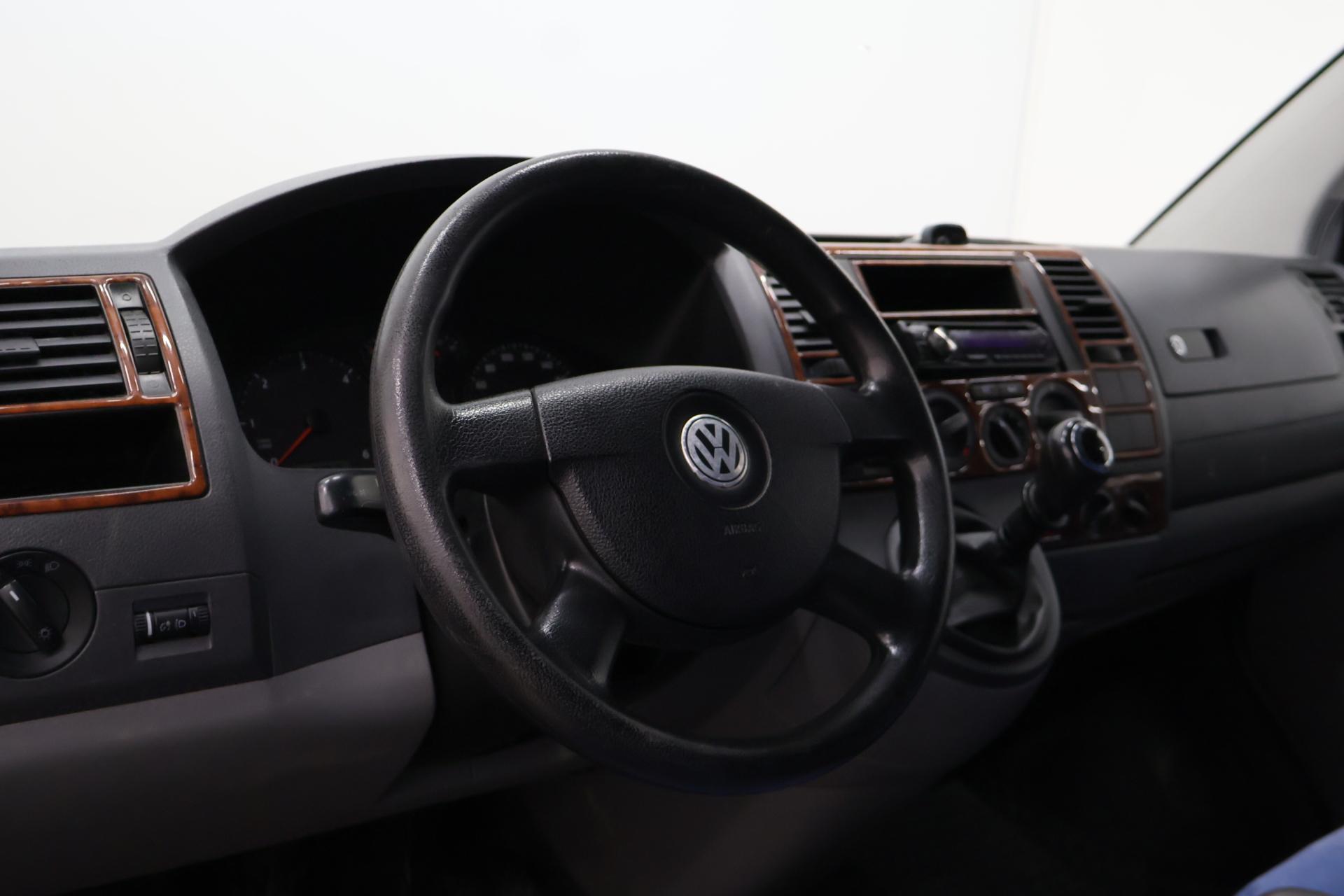 VOLKSWAGEN Transporter 2009