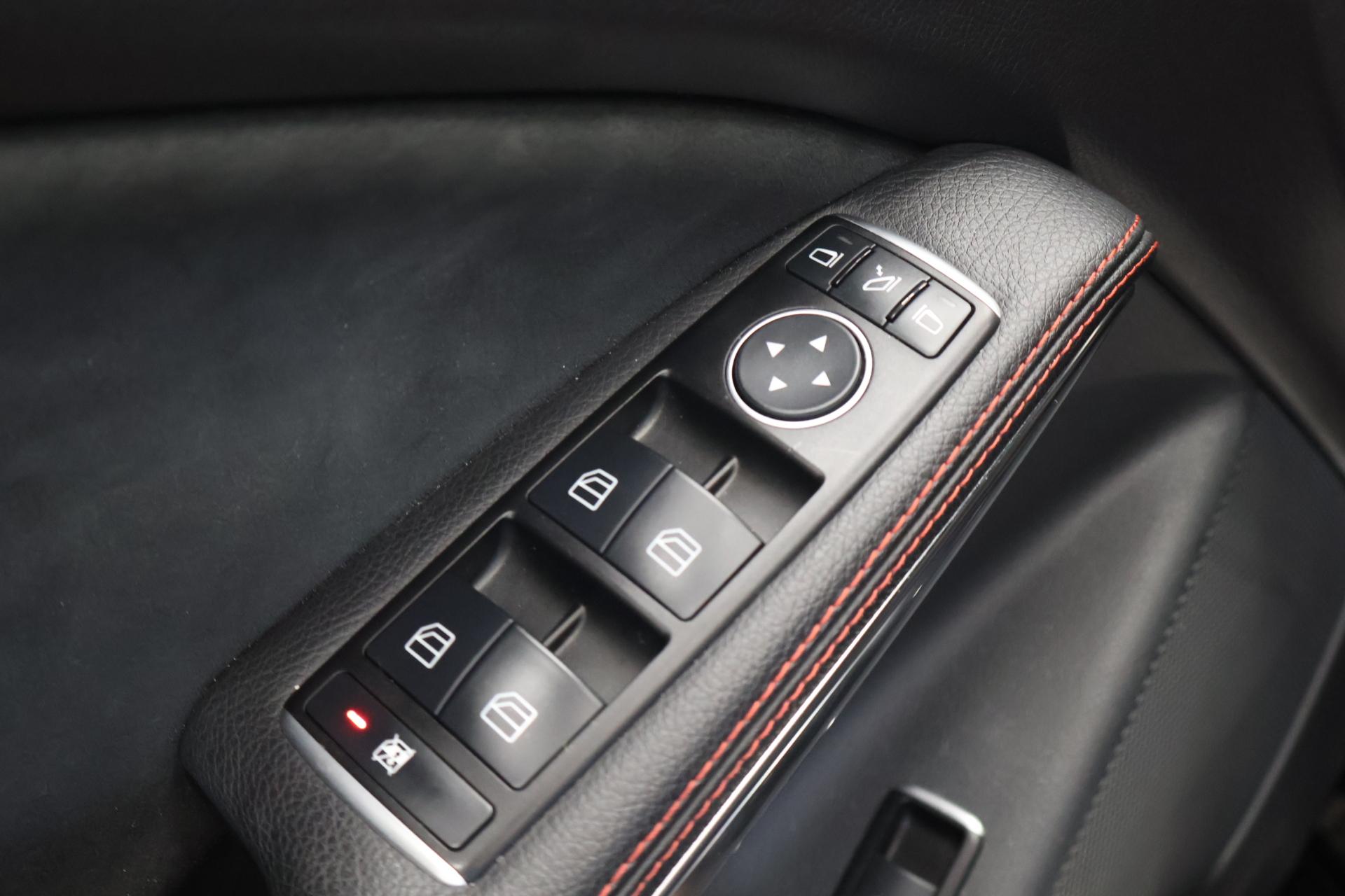 MERCEDES-BENZ CLA 2015