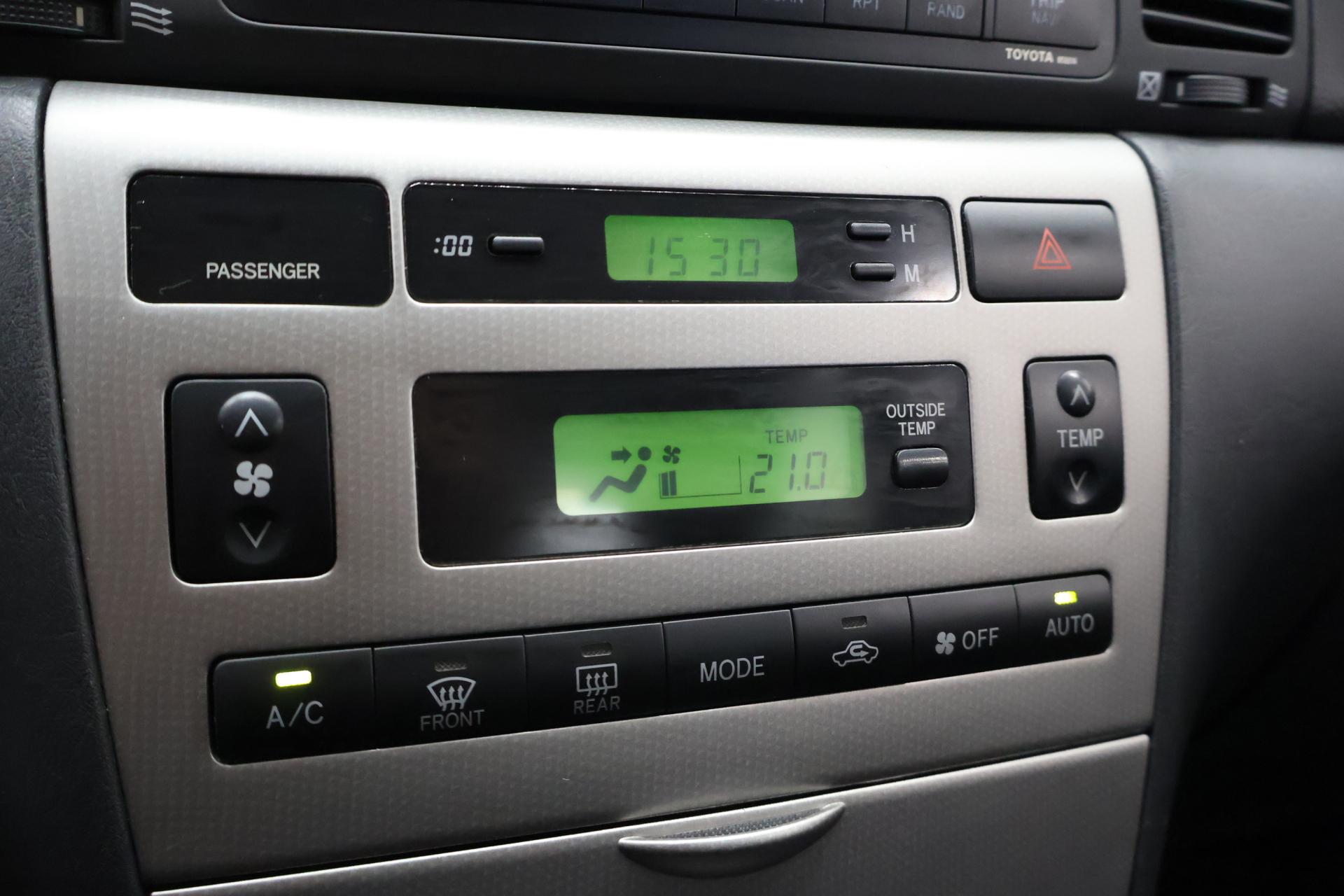 TOYOTA Corolla 2005