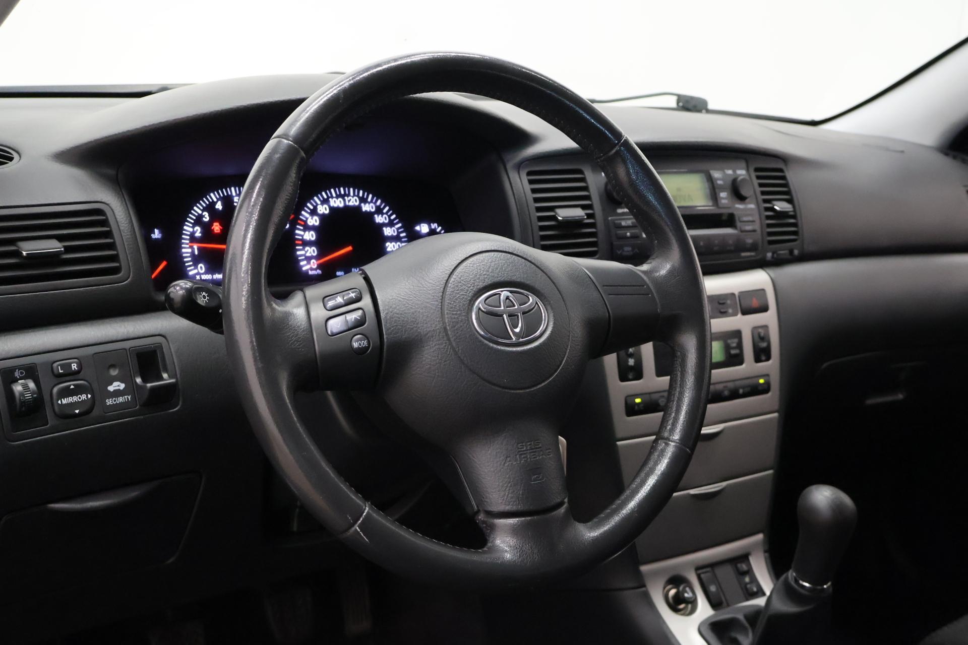 TOYOTA Corolla 2005