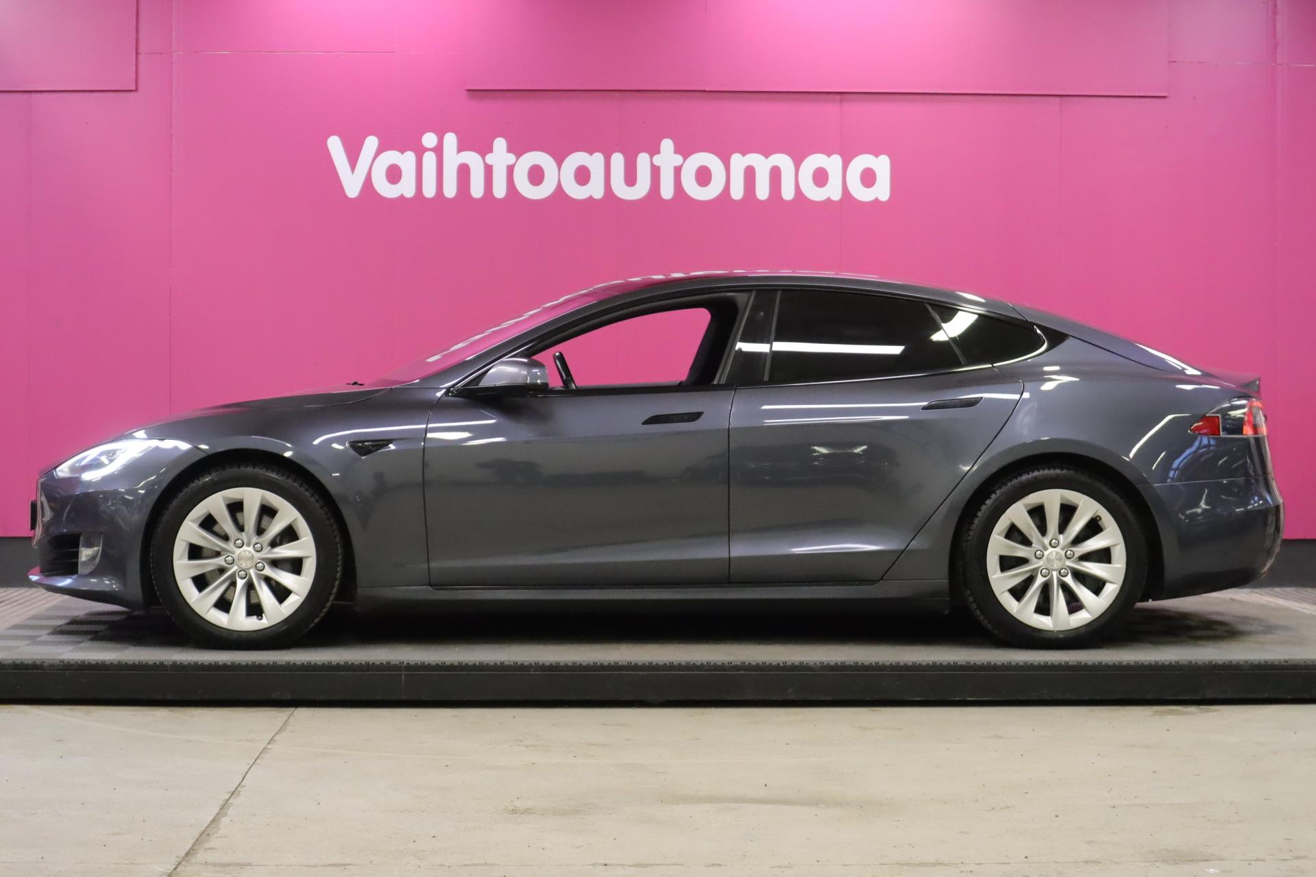 TESLA Model S 2019
