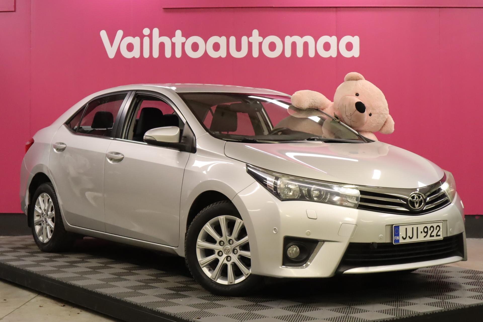 TOYOTA Corolla 2014