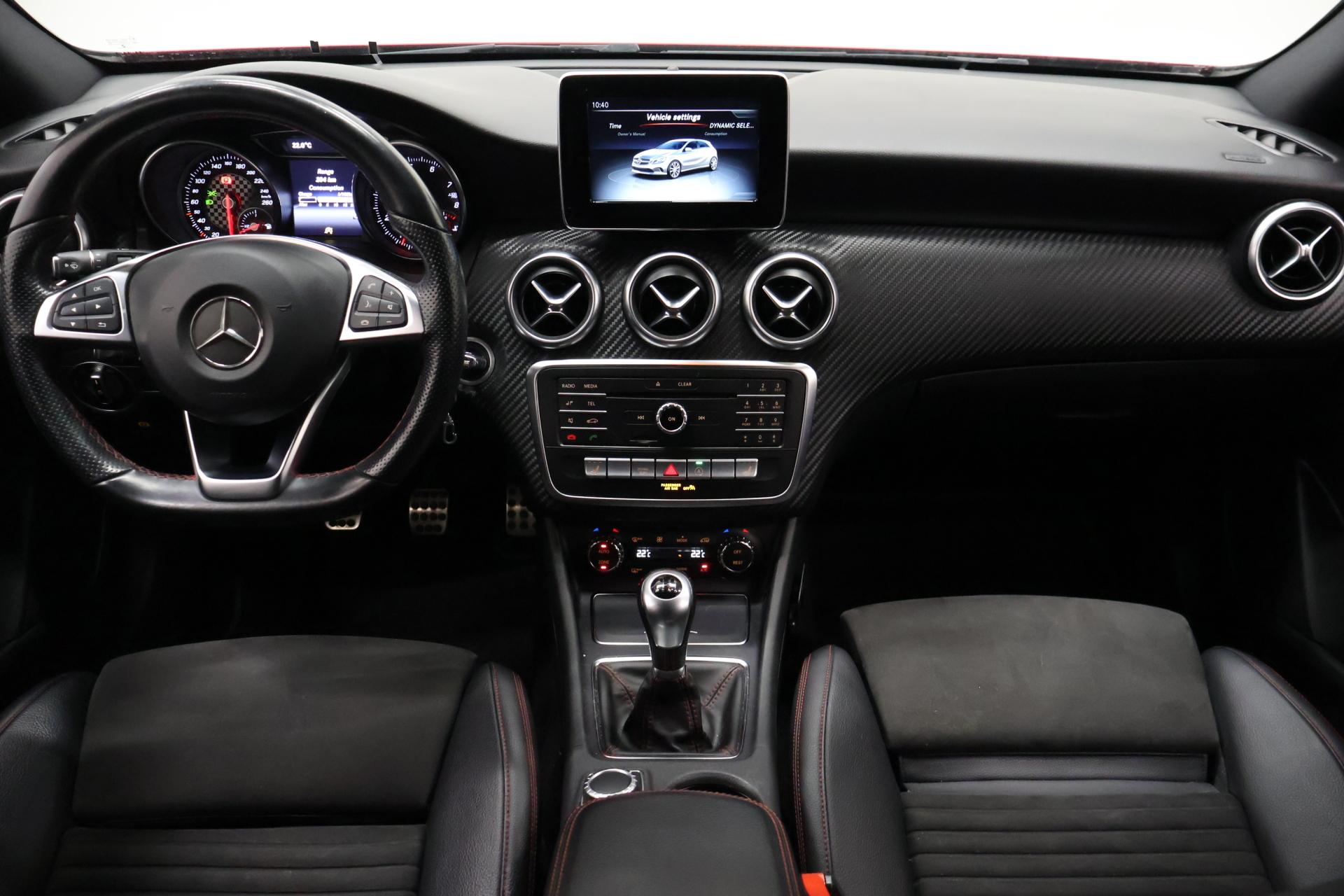 MERCEDES-BENZ A 12