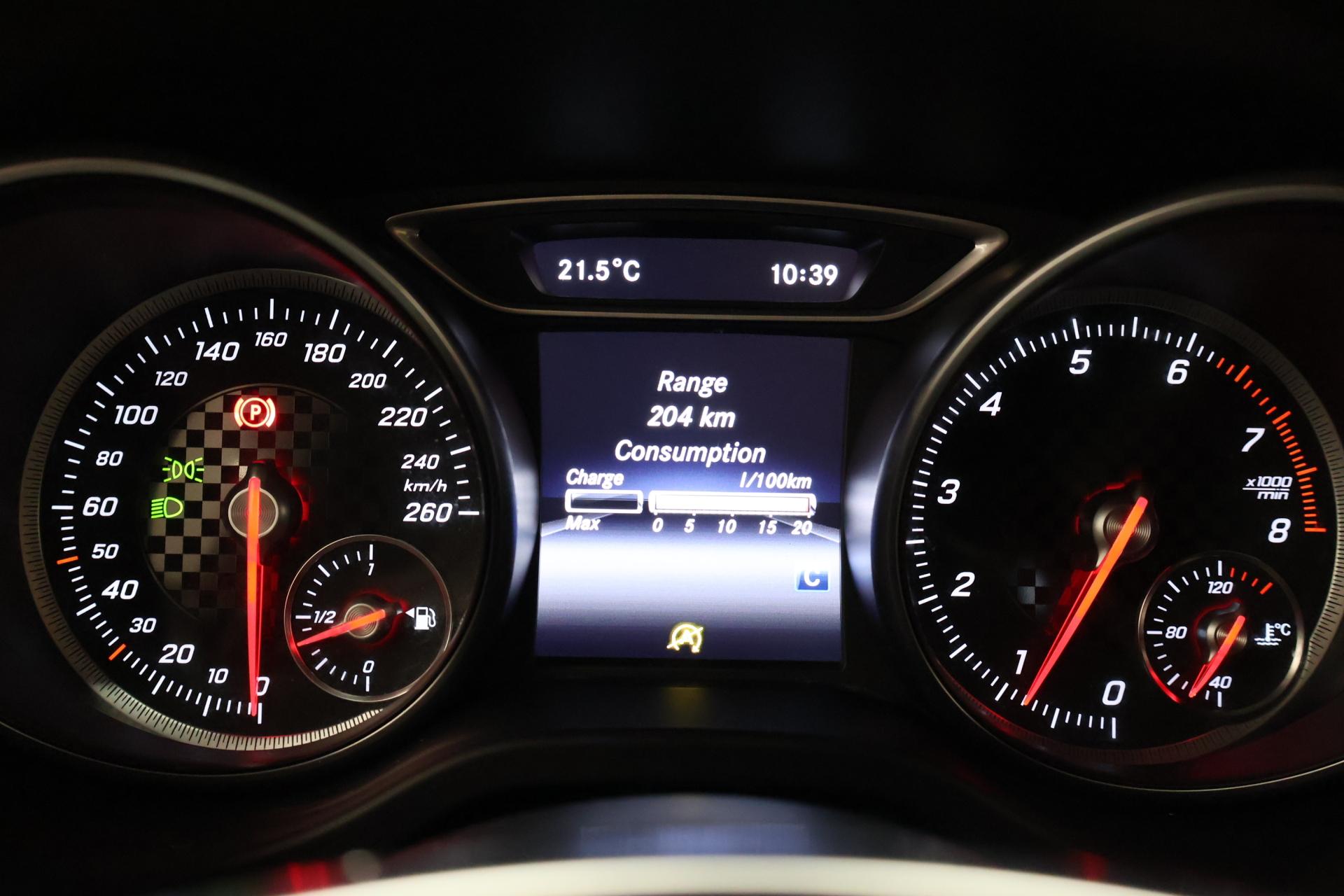 MERCEDES-BENZ A 15