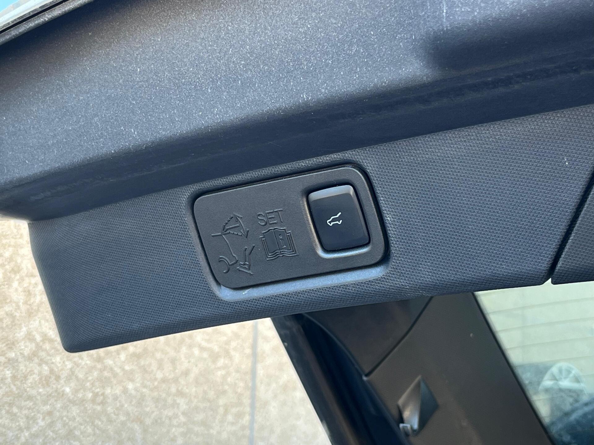 FORD Mustang Mach-E 2021