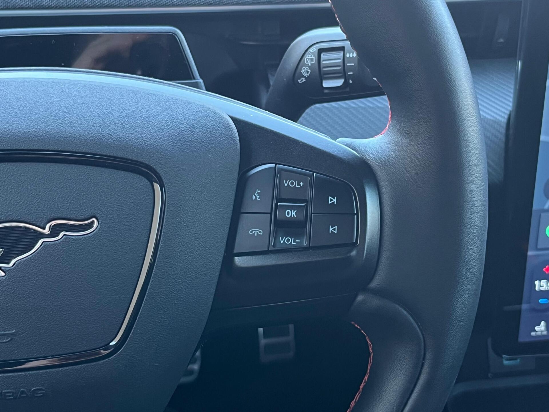 FORD Mustang Mach-E 2021