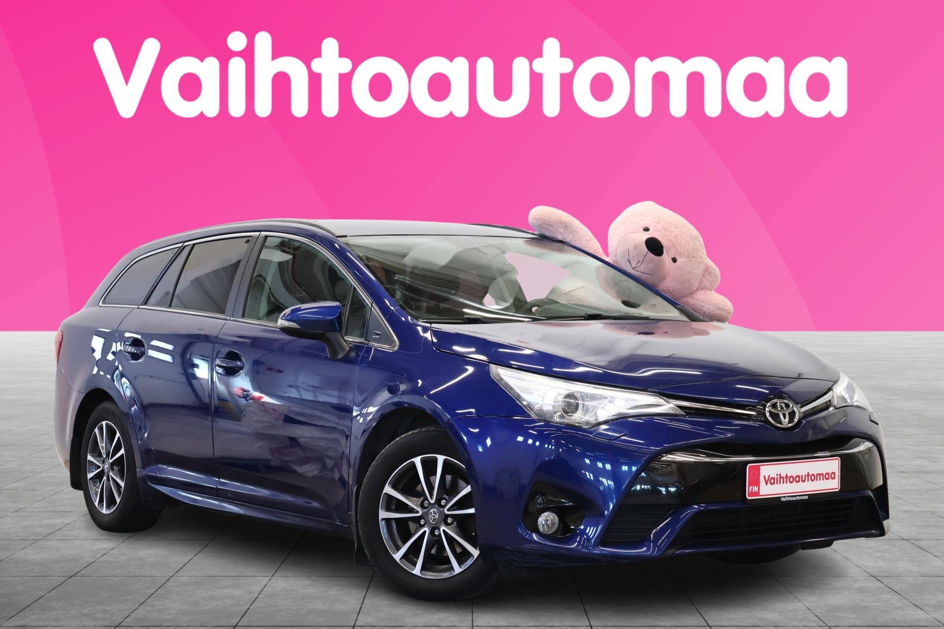 TOYOTA Avensis 2016