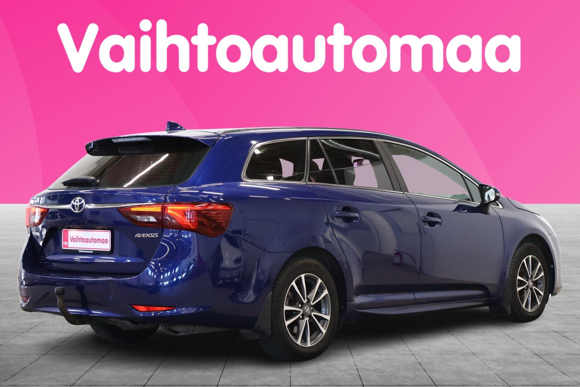 TOYOTA Avensis 2016