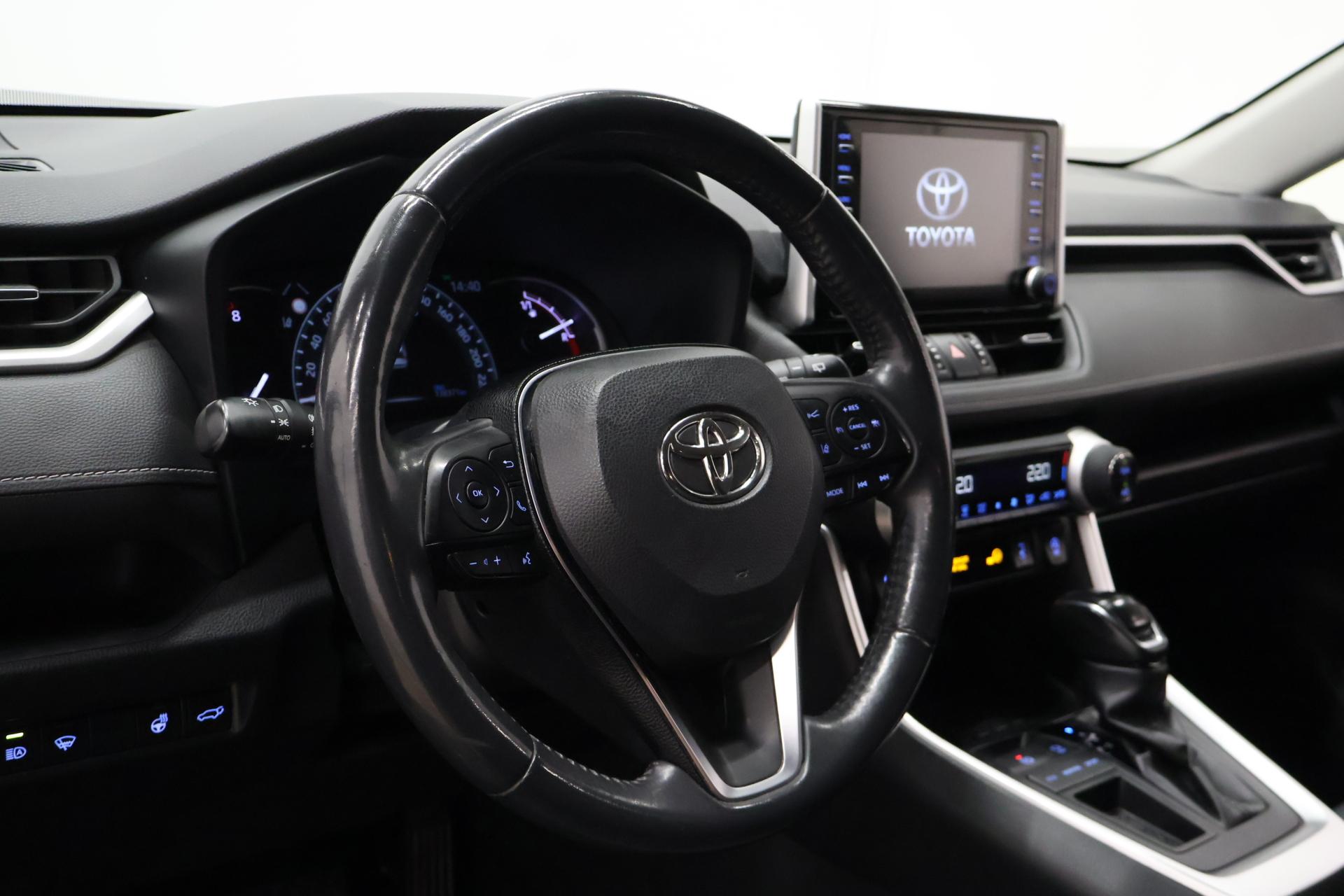TOYOTA RAV4 2019