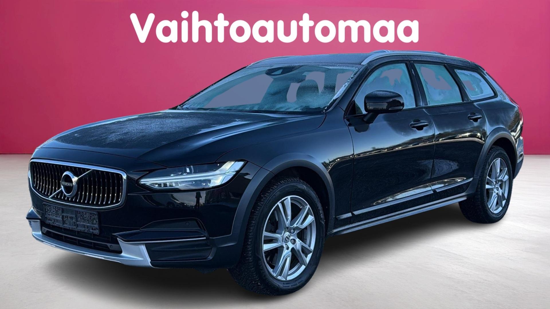 VOLVO V90 Cross Country 2017