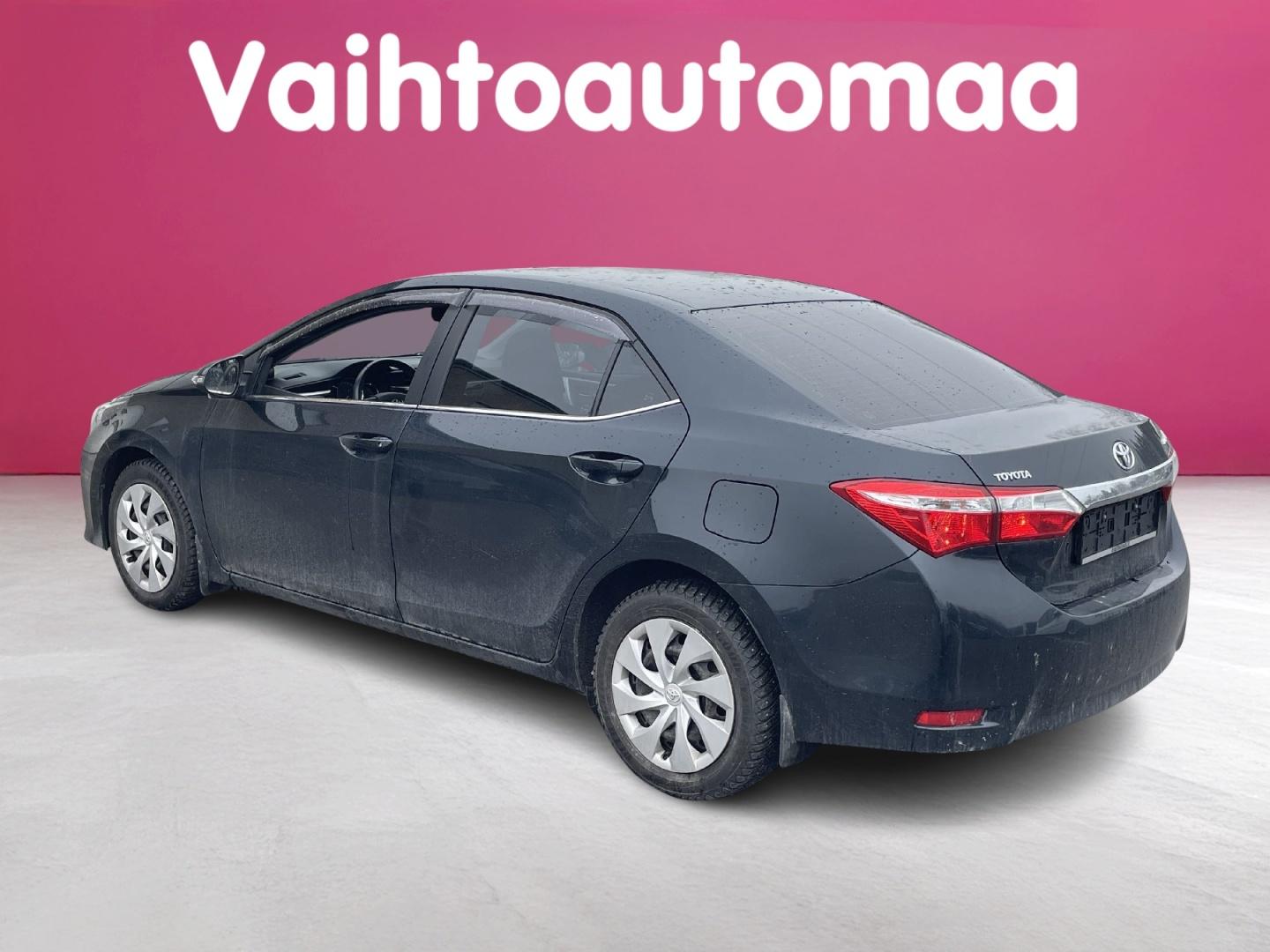 TOYOTA Corolla 2013