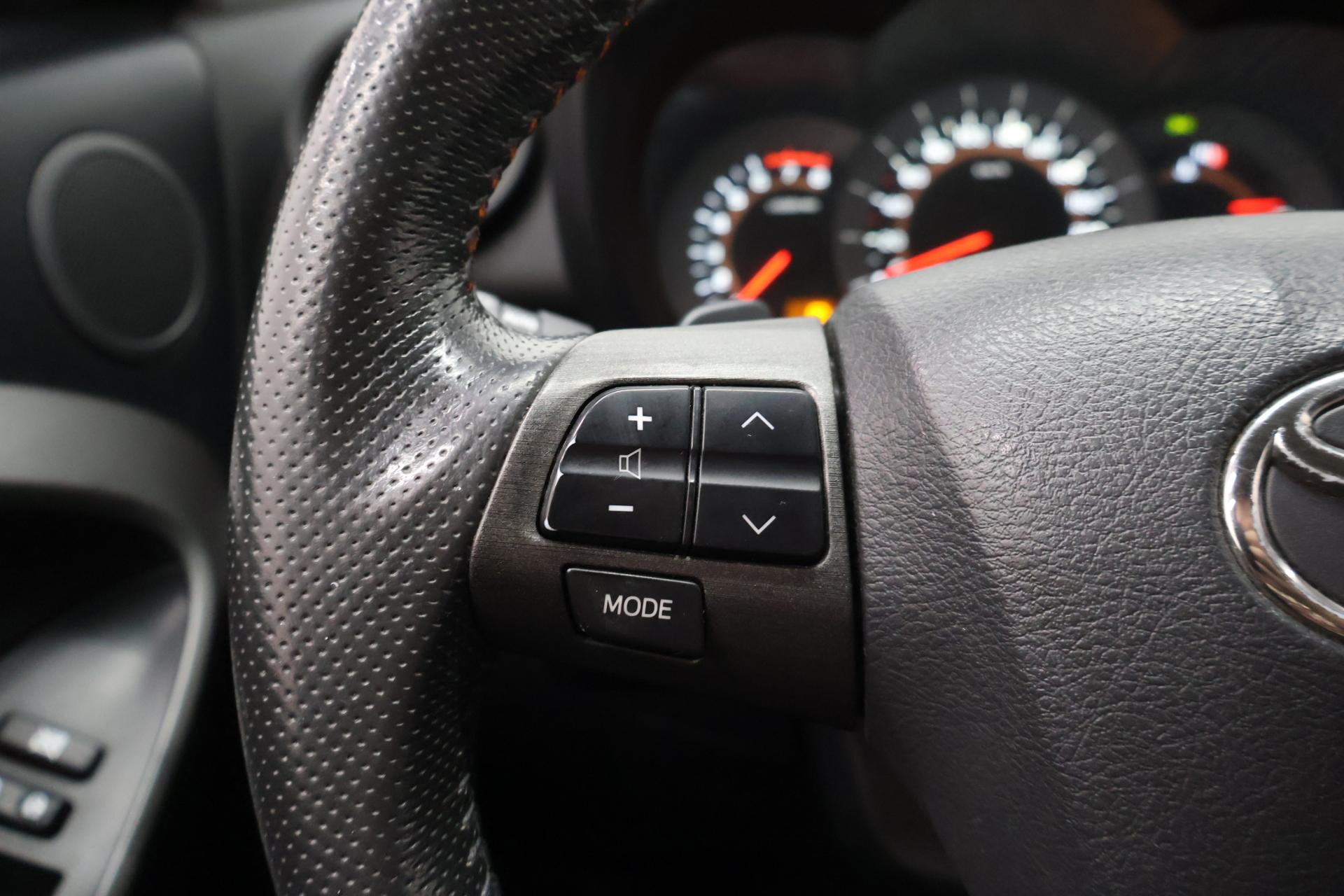 TOYOTA RAV4 14