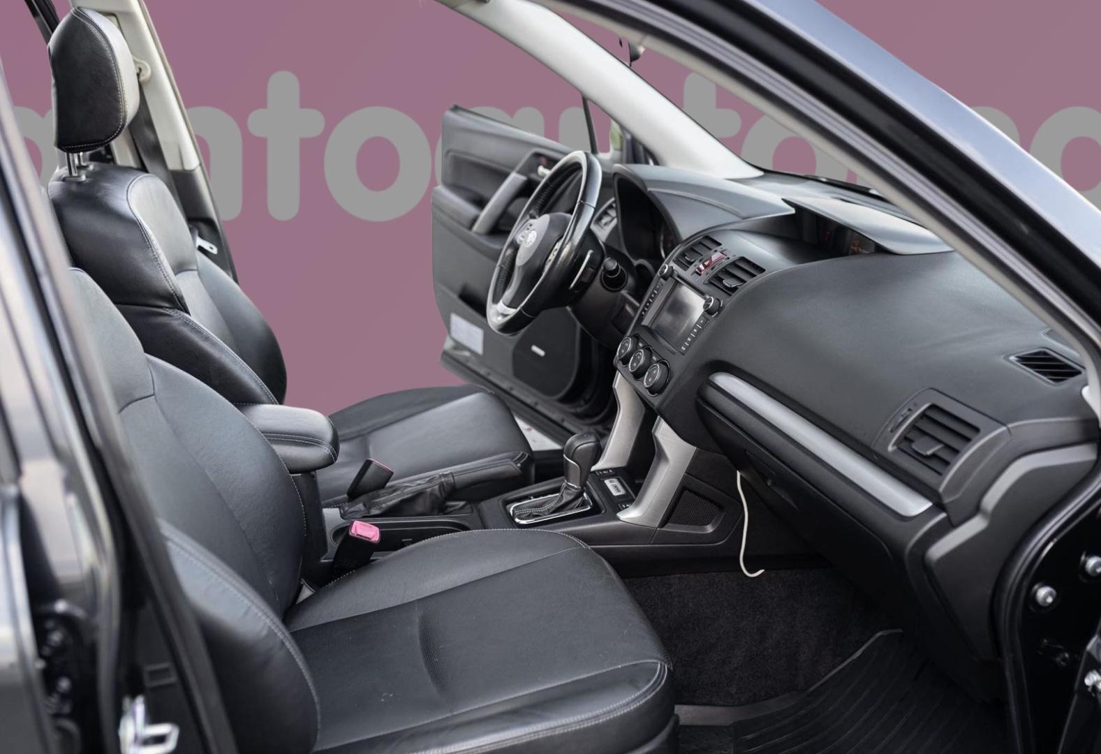 SUBARU Forester 2013