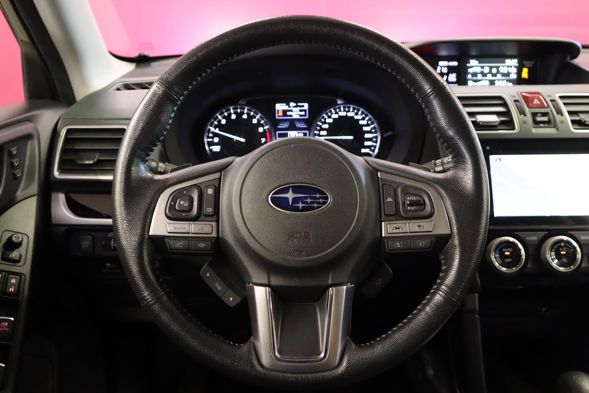 SUBARU Forester 2018