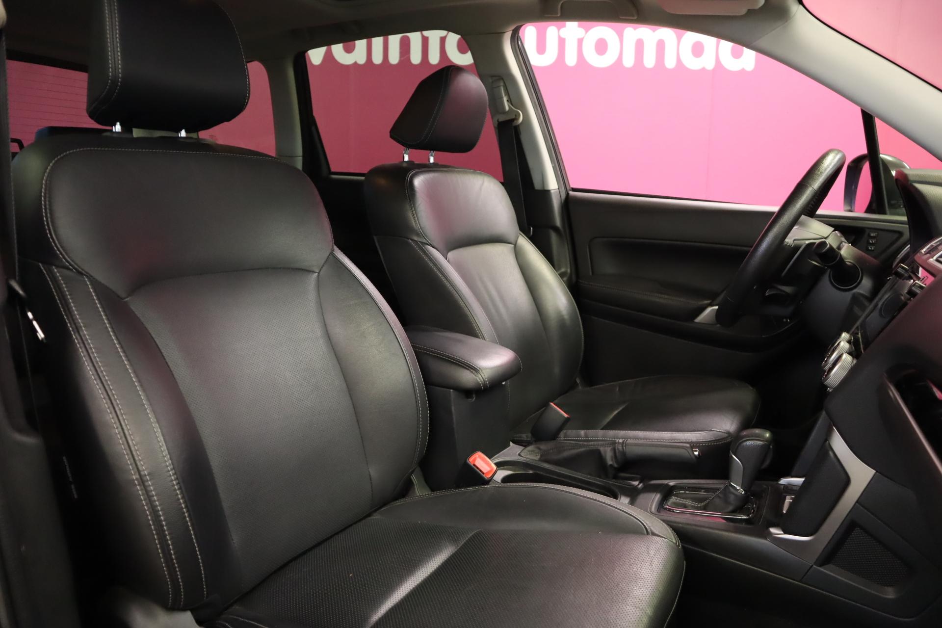 SUBARU Forester 2018