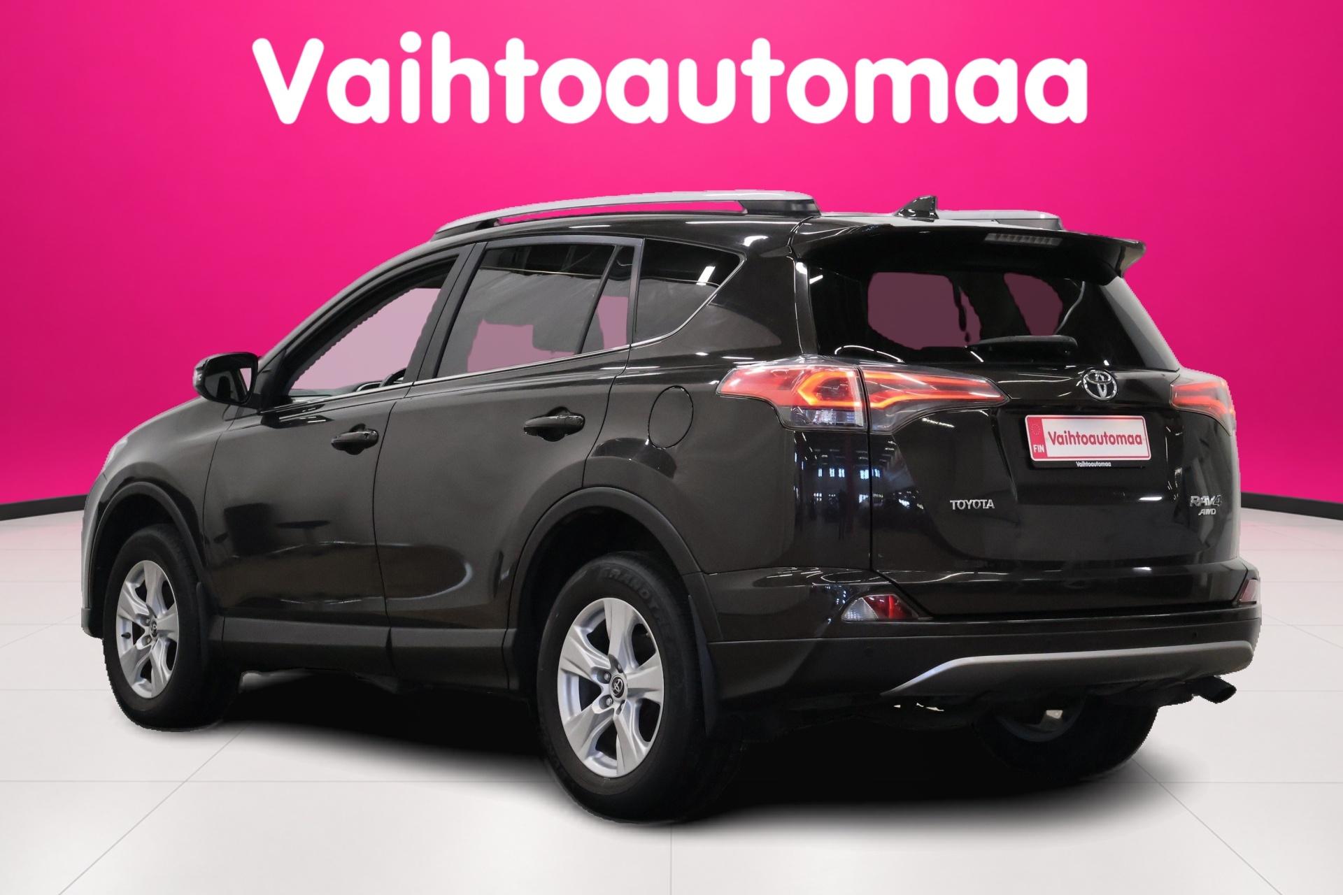 TOYOTA RAV4 2018
