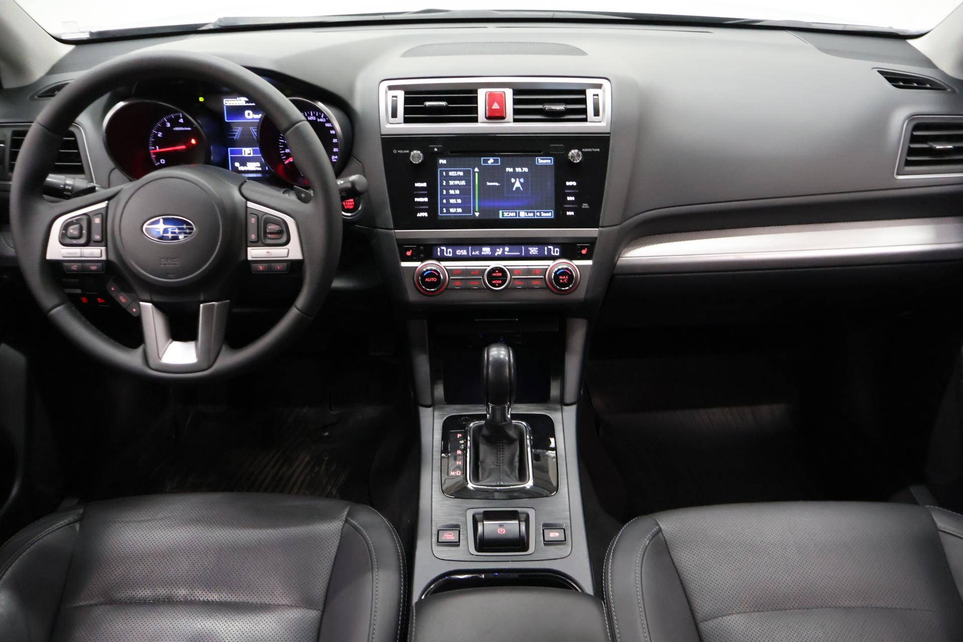 SUBARU Outback 2015