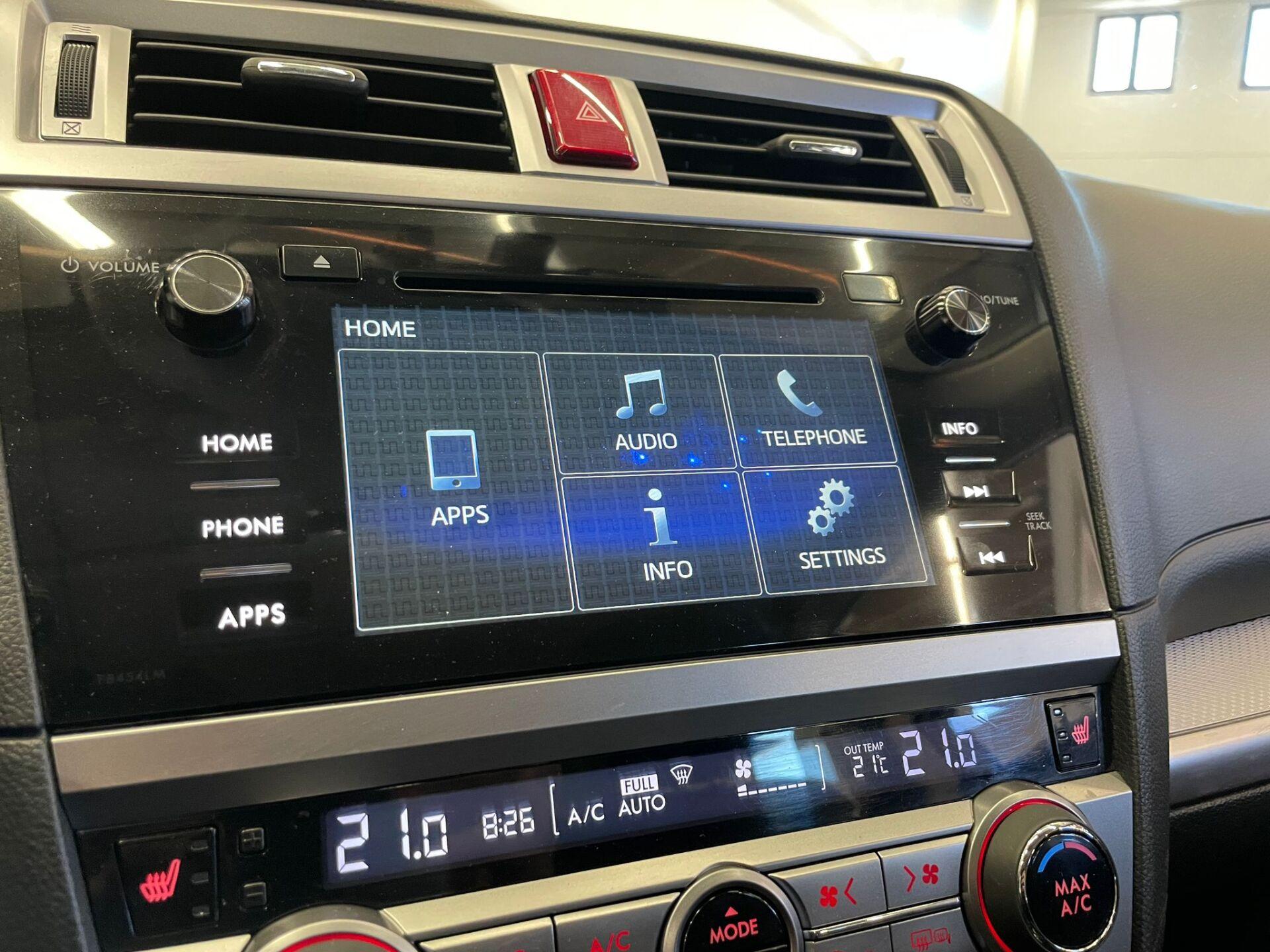 SUBARU Outback 2015