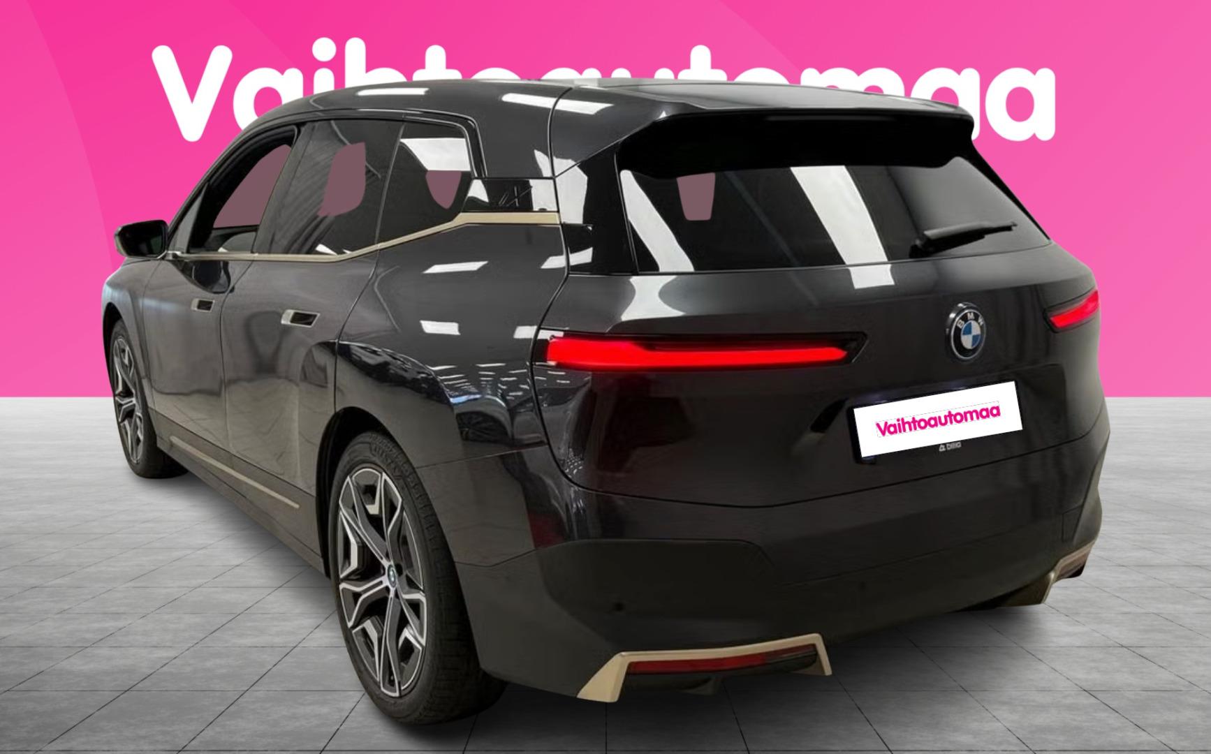 BMW iX 2022