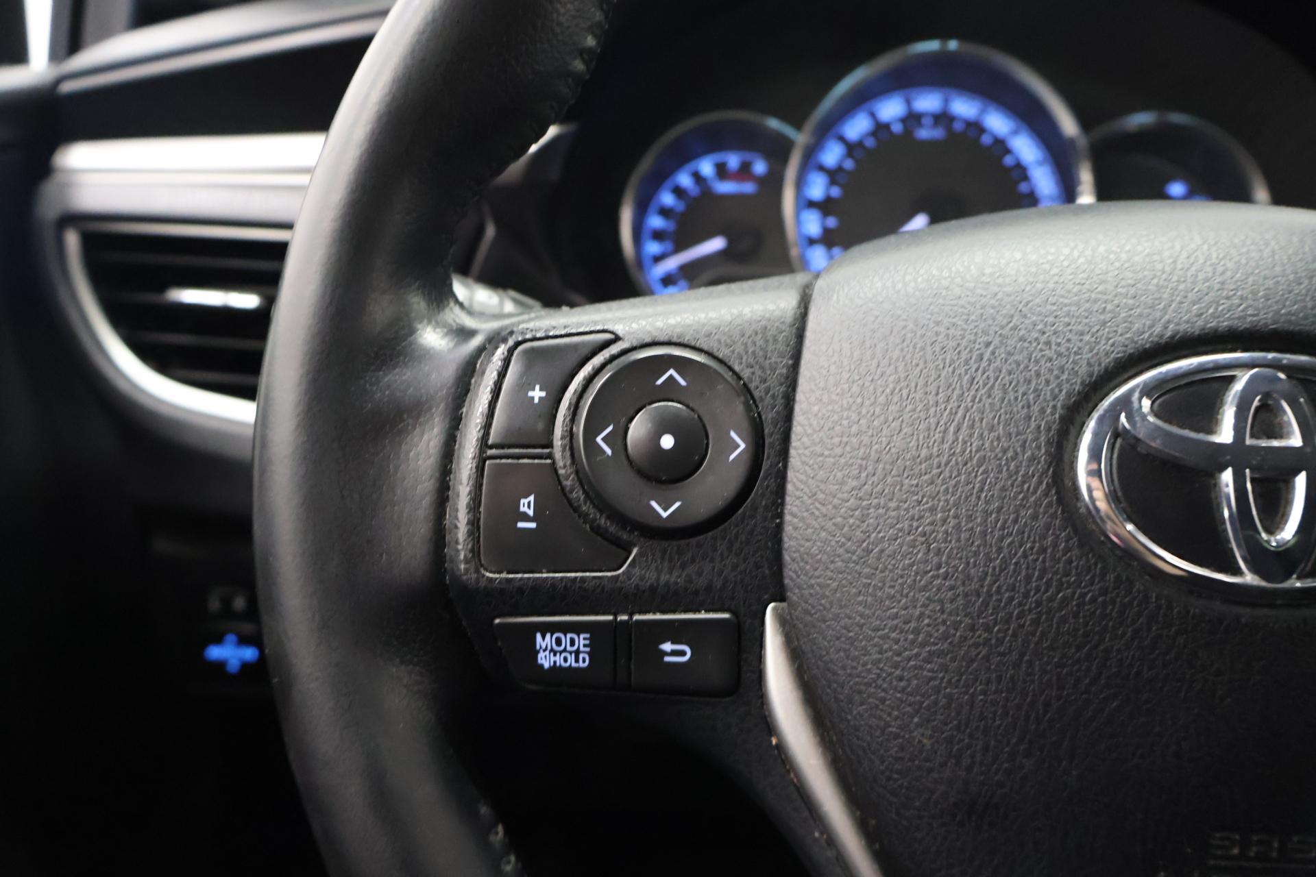 TOYOTA Corolla 2016