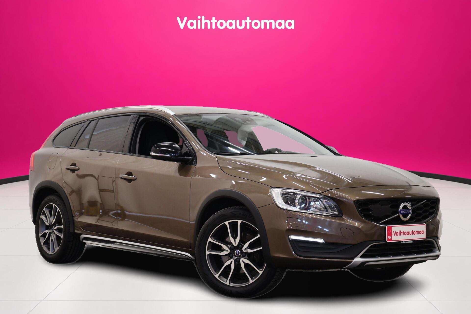VOLVO V60 Cross Country 2017