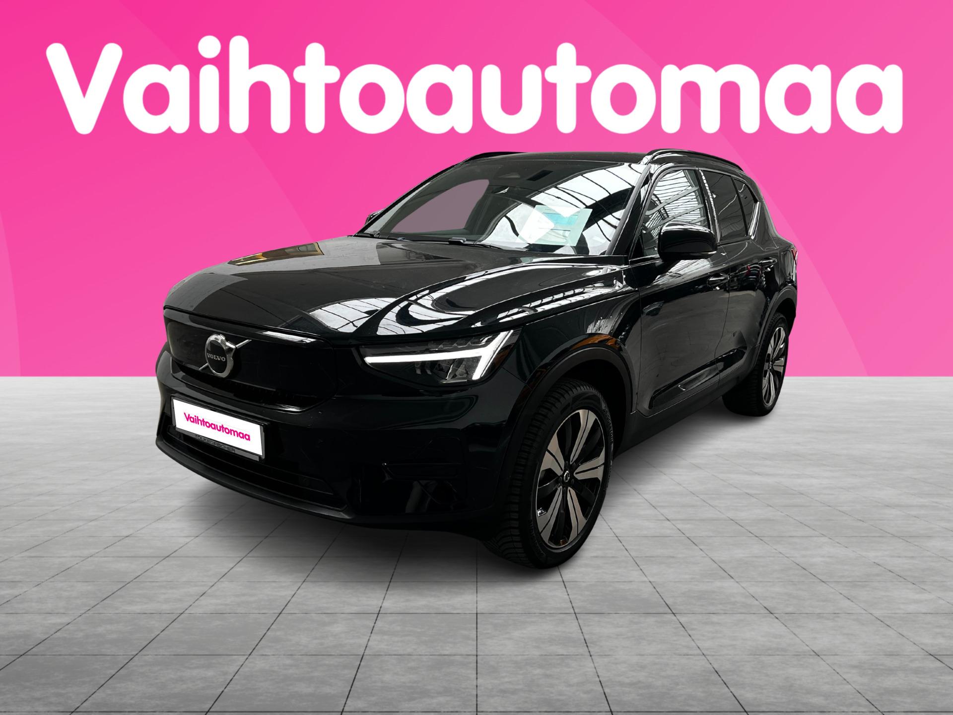 VOLVO XC40 2023