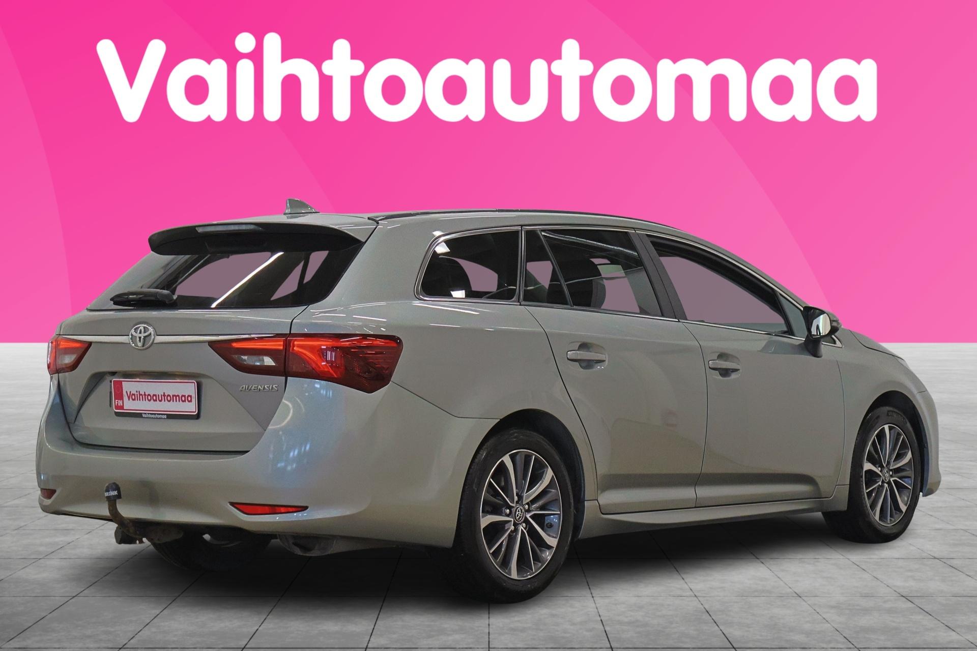TOYOTA Avensis 2016