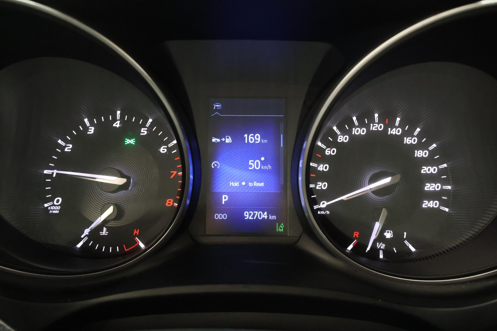 TOYOTA Avensis 2017