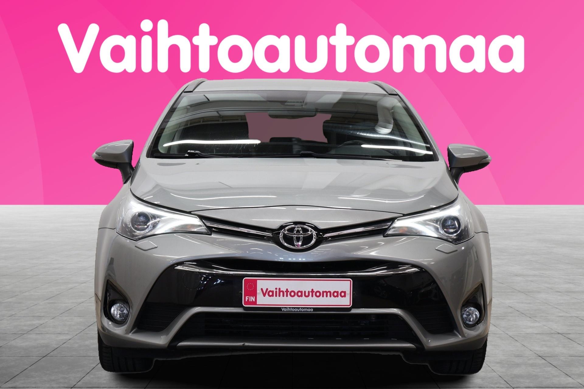 TOYOTA Avensis 2017