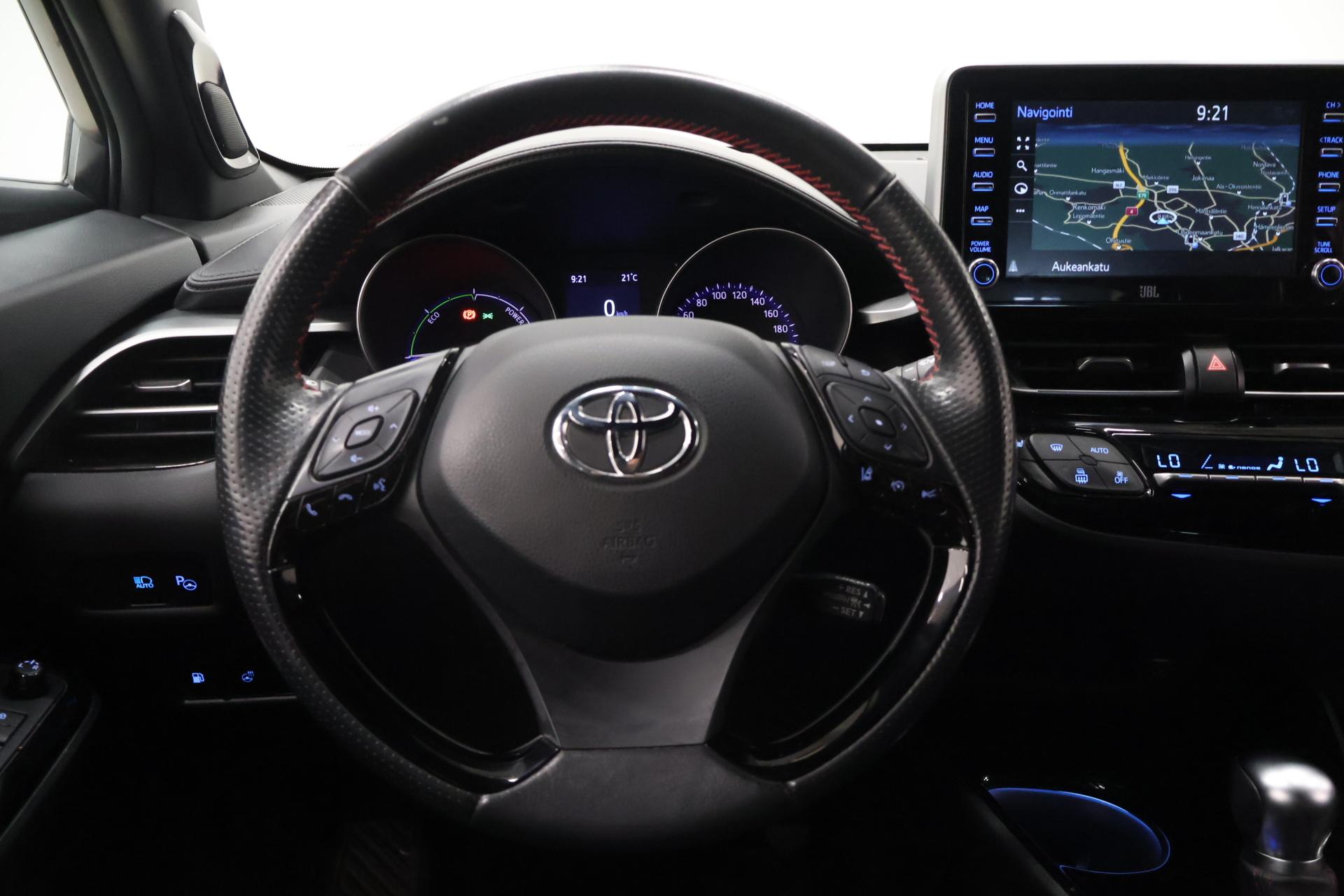 TOYOTA C-HR 2021
