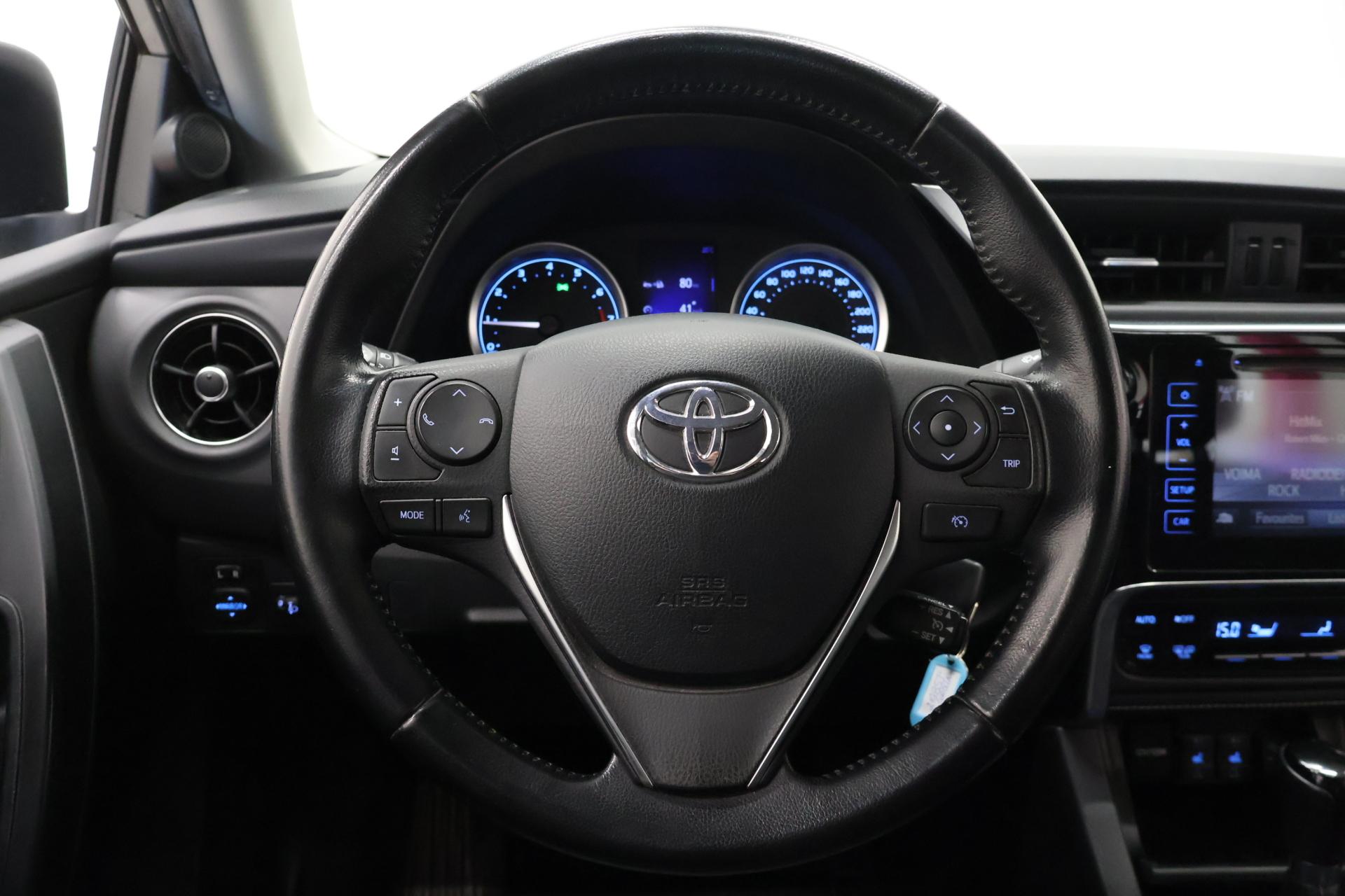 TOYOTA Corolla 2016