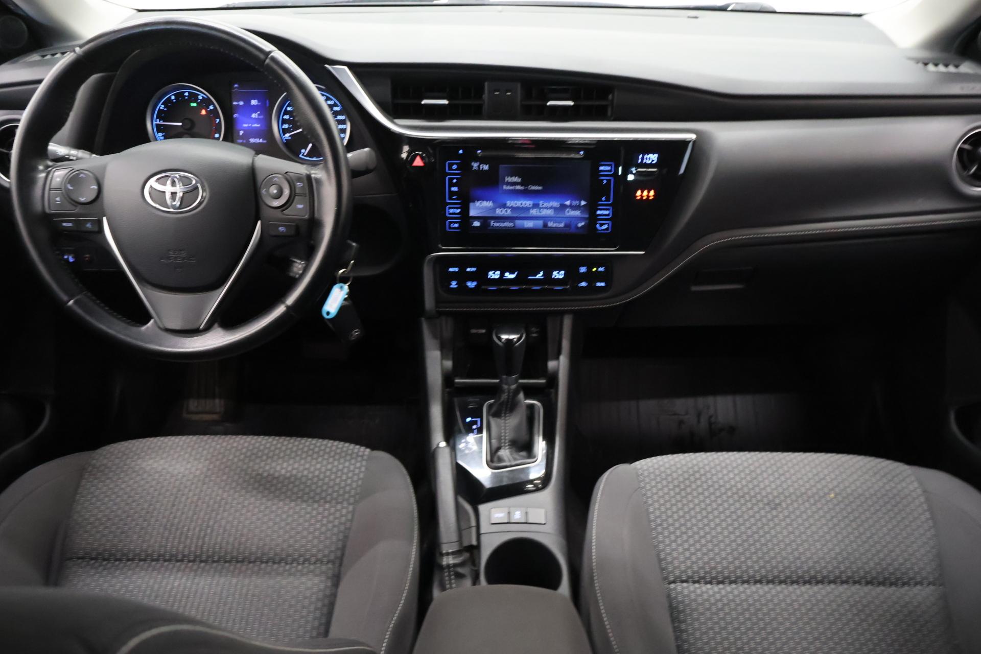 TOYOTA Corolla 2016