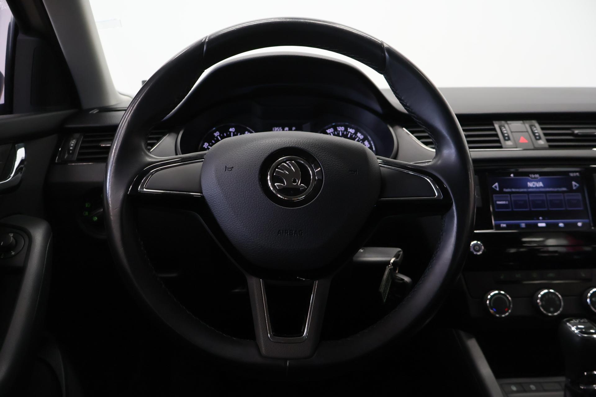 SKODA Octavia 12