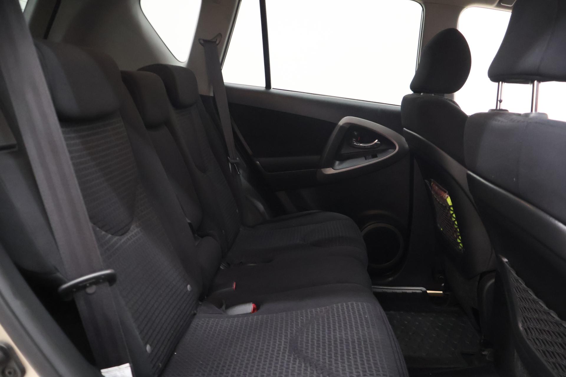 TOYOTA RAV4 2008