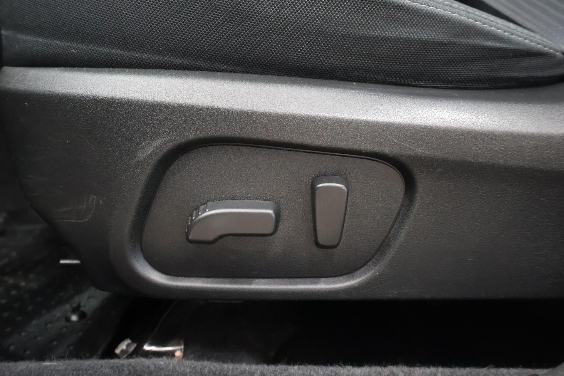 SUBARU Forester 2016