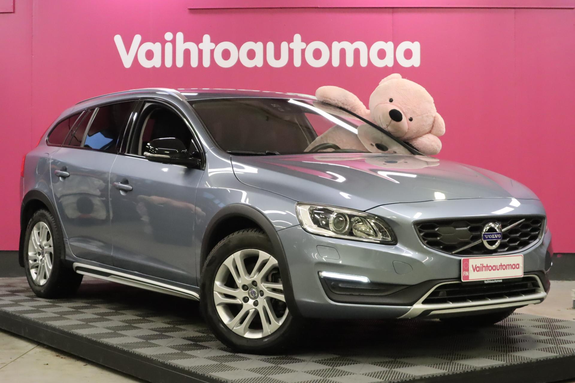 VOLVO V60 Cross Country 2018